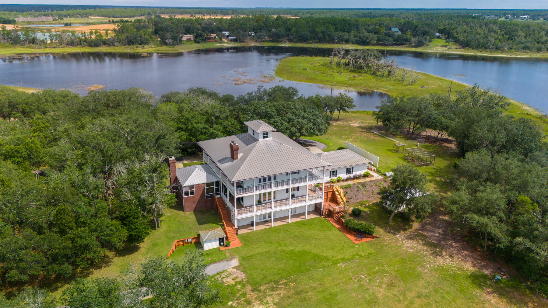 NO RECORDED SUBDIVISION - Residential