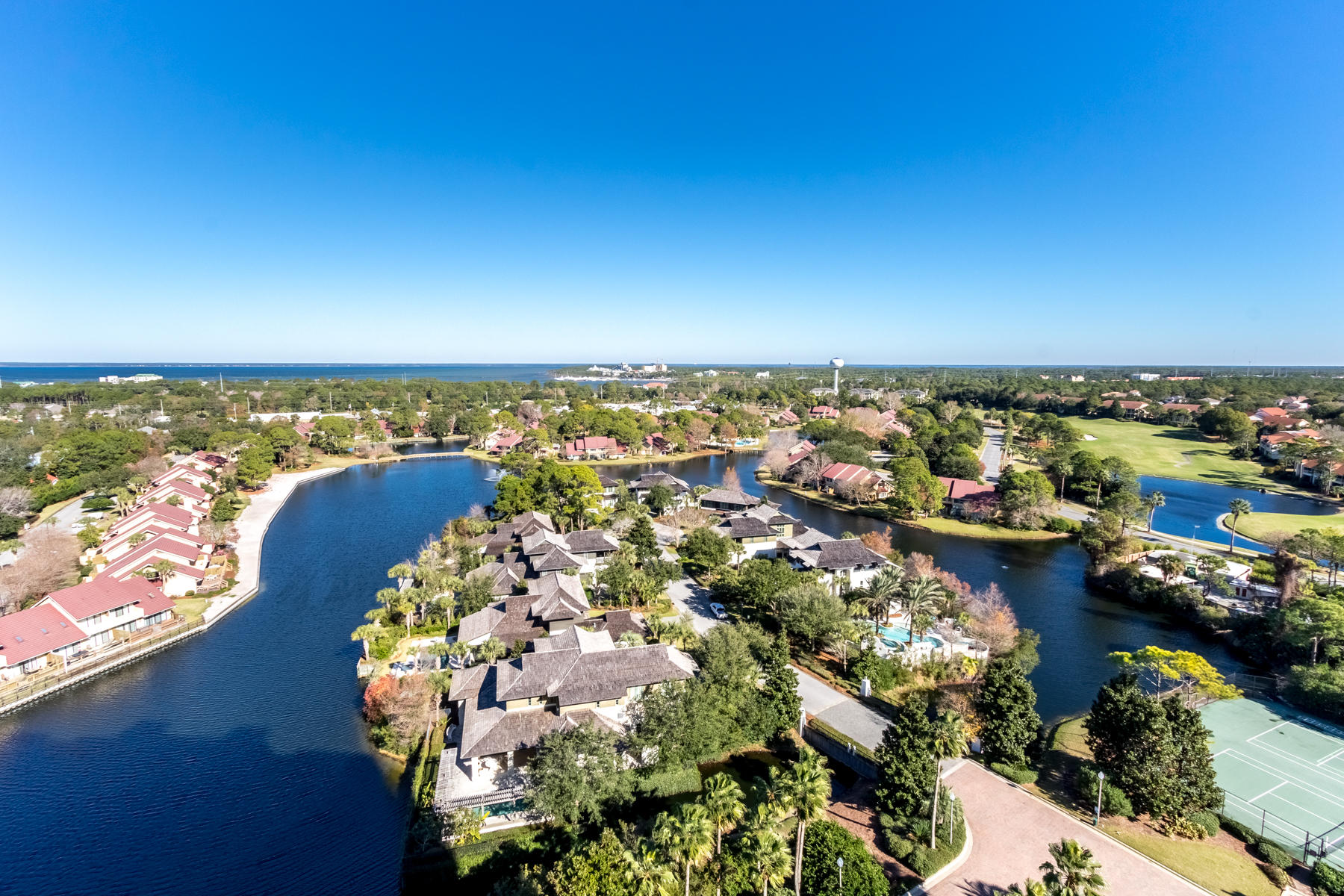 ONE BEACH CLUB DRIVE - Residential