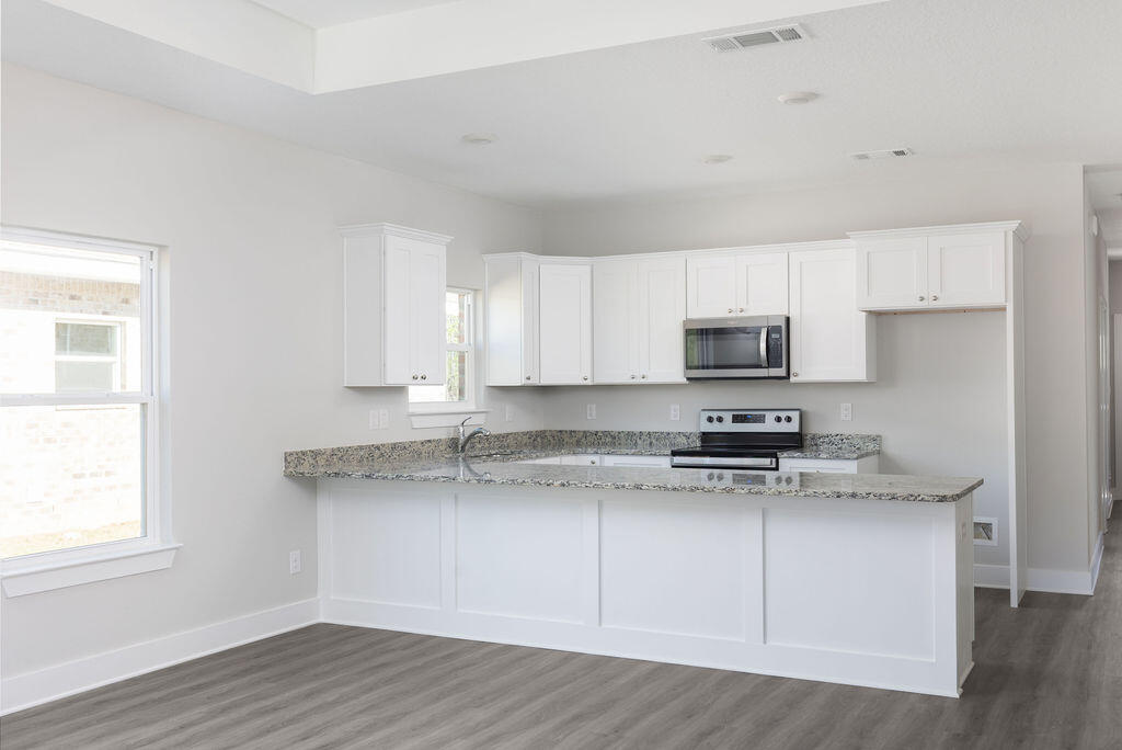 AVALON BEACH - Residential