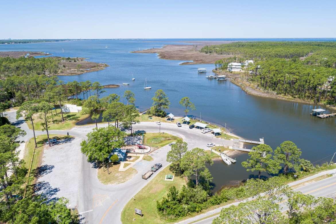 TOWN OF SANTA ROSA - Land