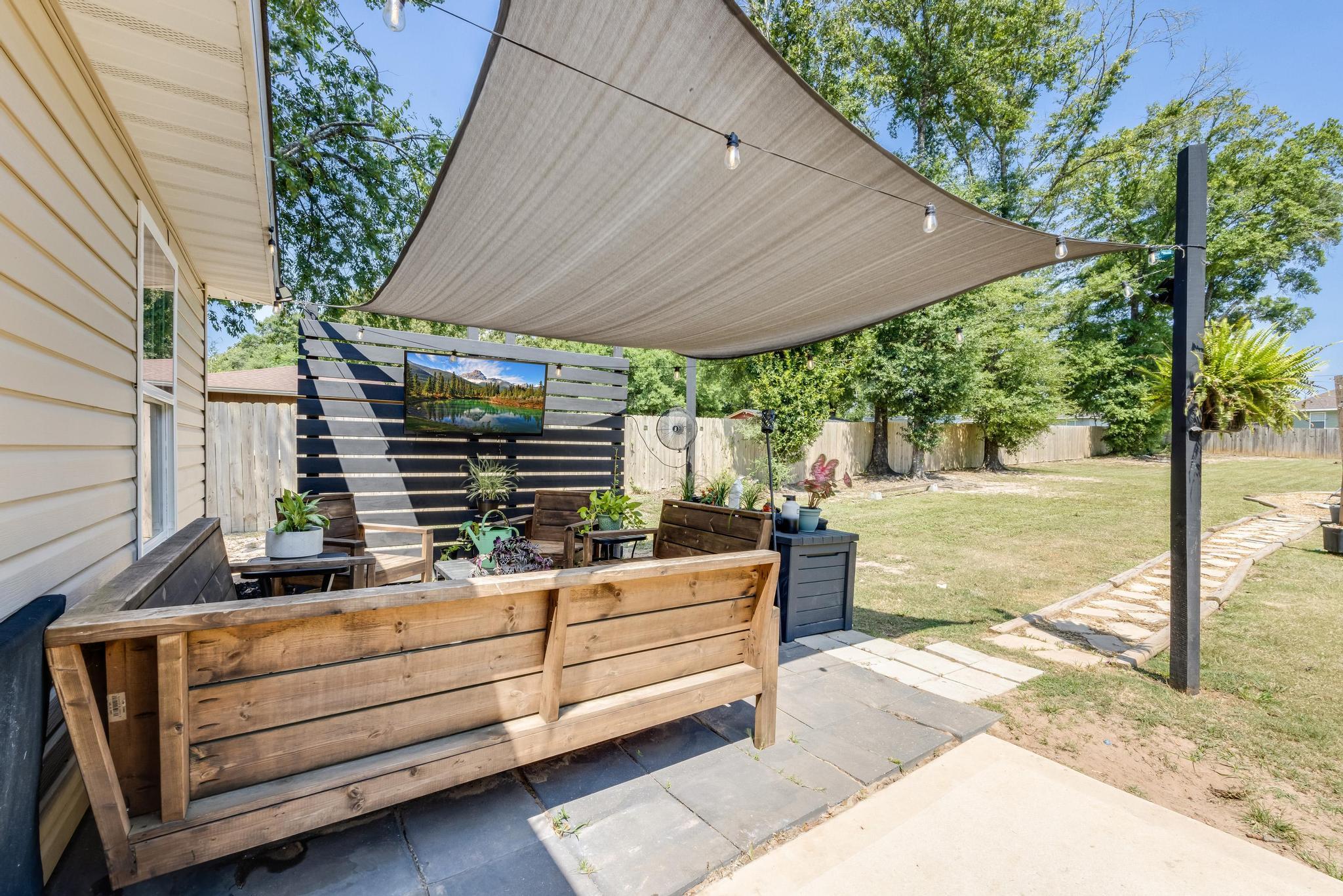 NORTH SUPERGROUP - Residential