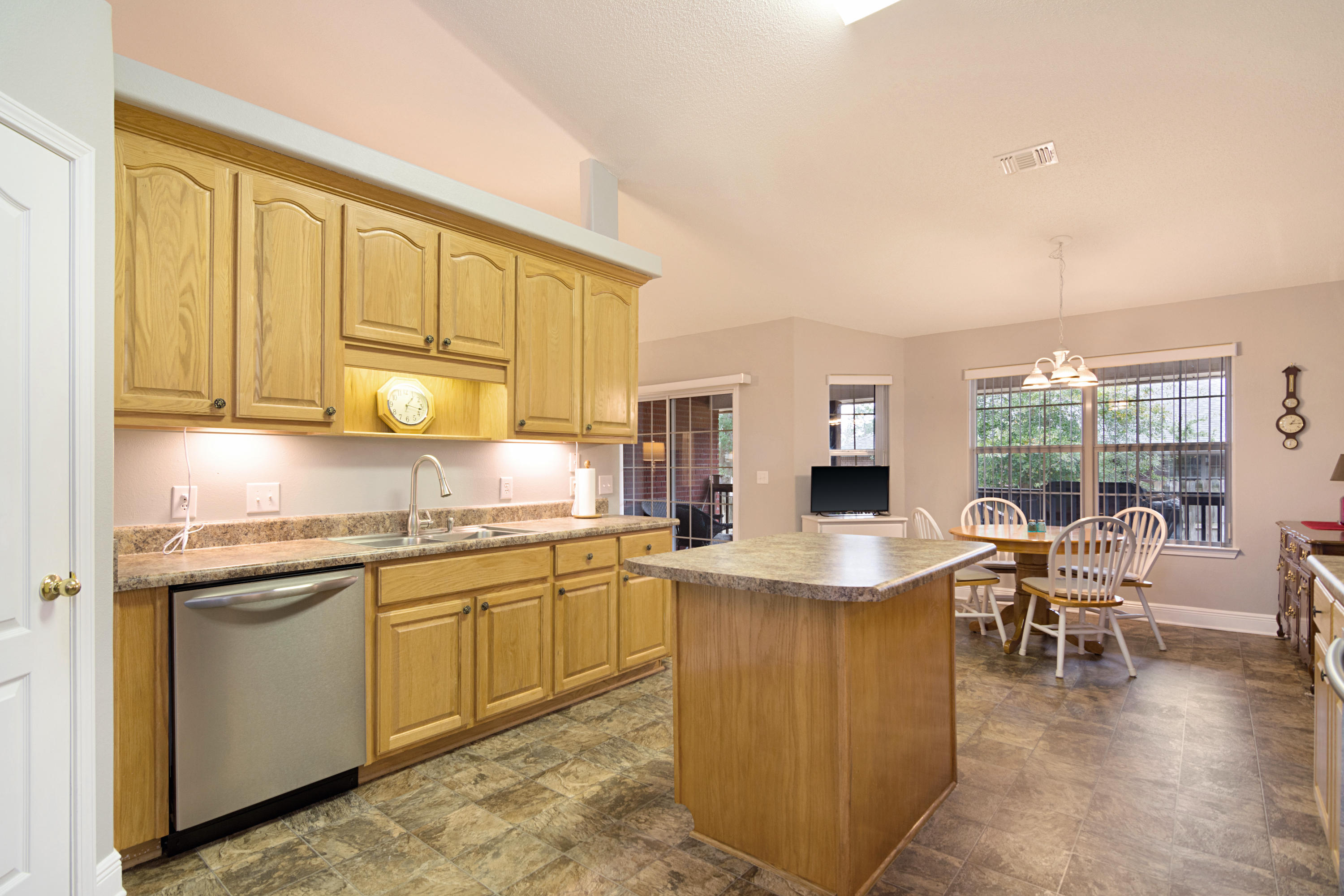 FOX VALLEY - Residential