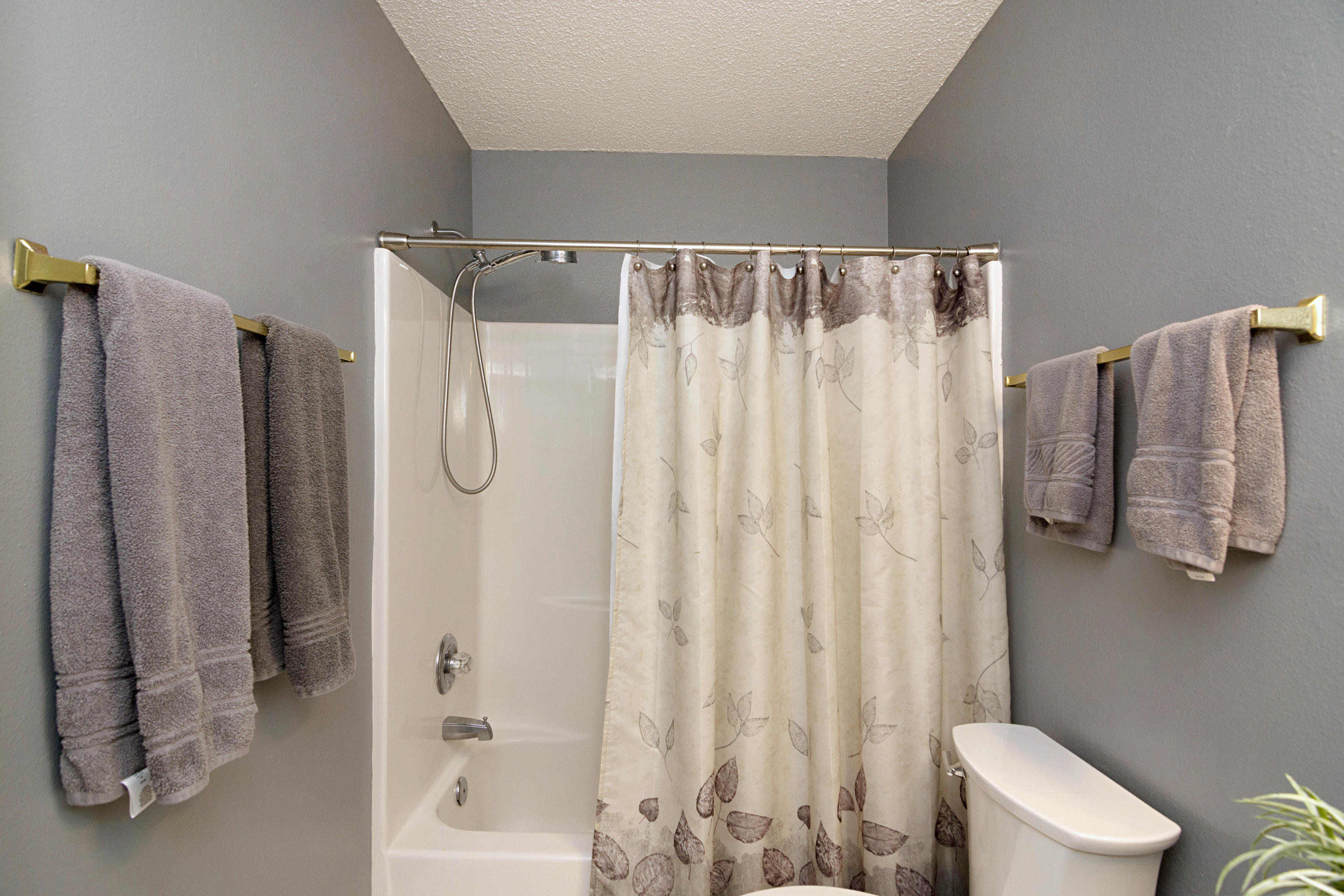 FOX VALLEY - Residential