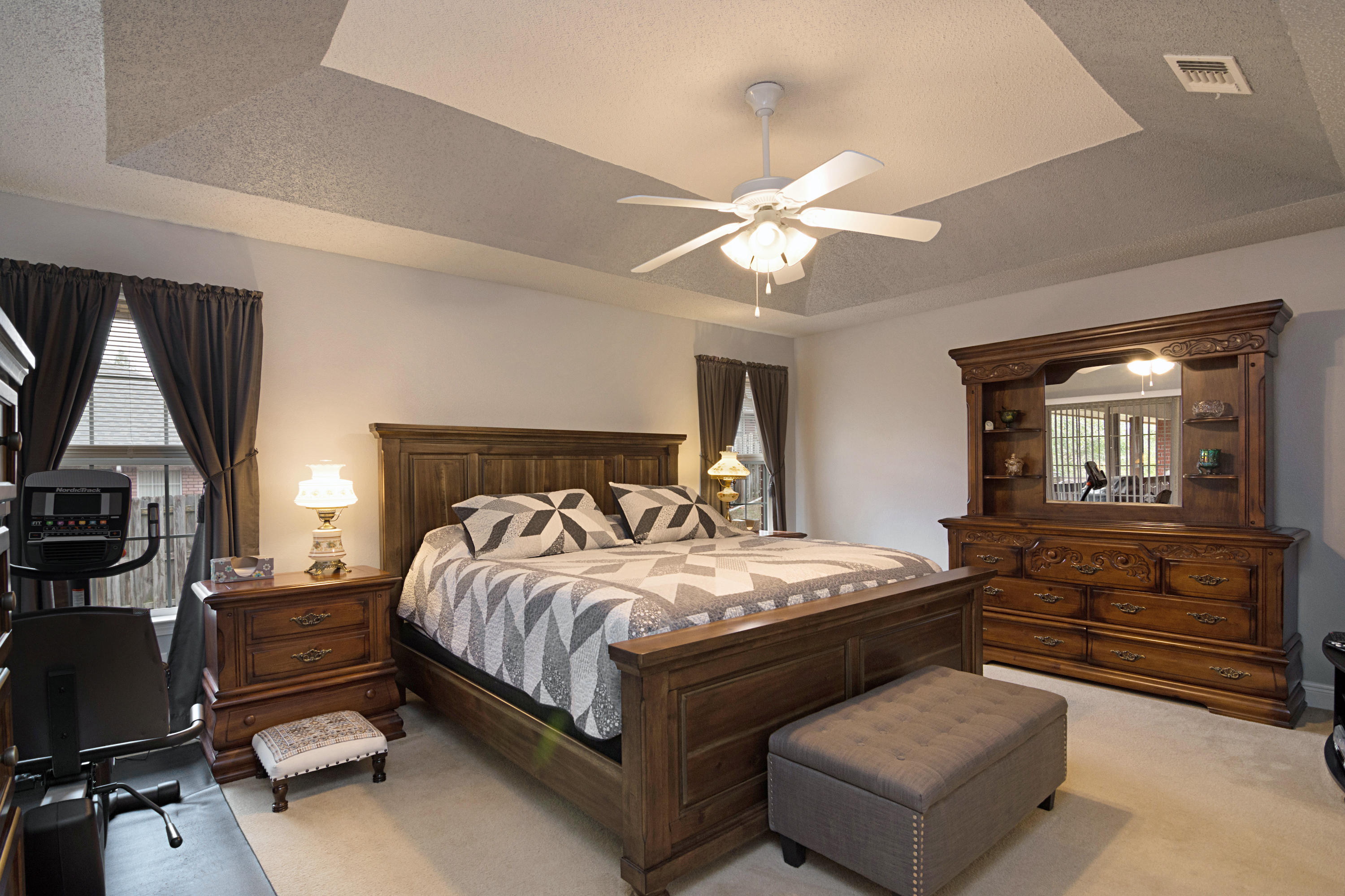 FOX VALLEY - Residential