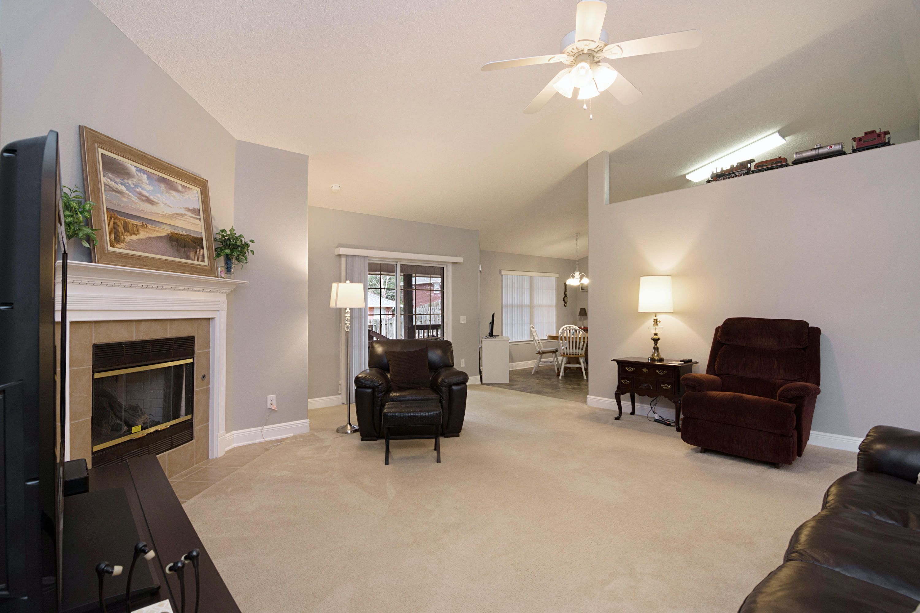 FOX VALLEY - Residential