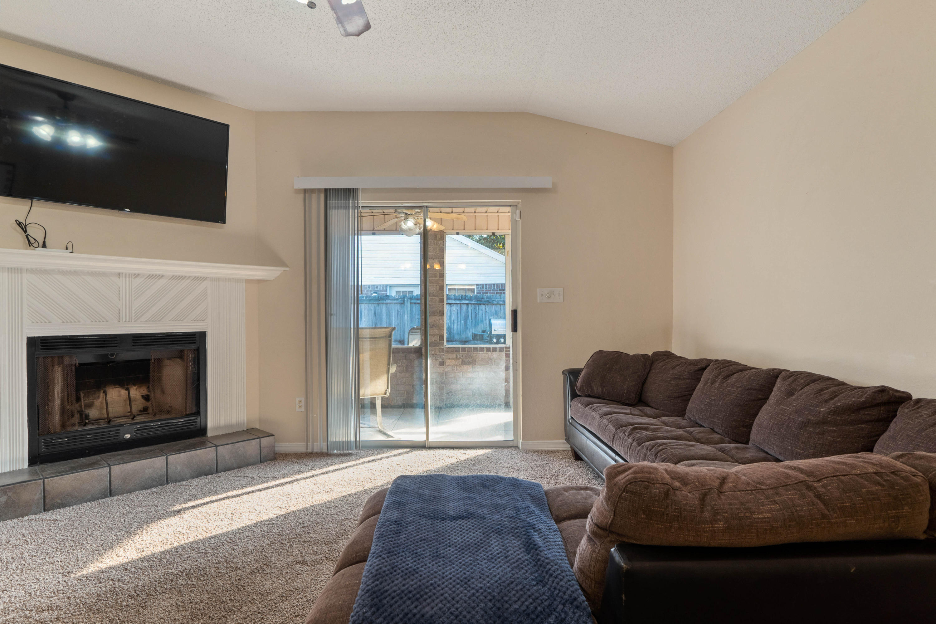 IVALEA GARDENS - Residential