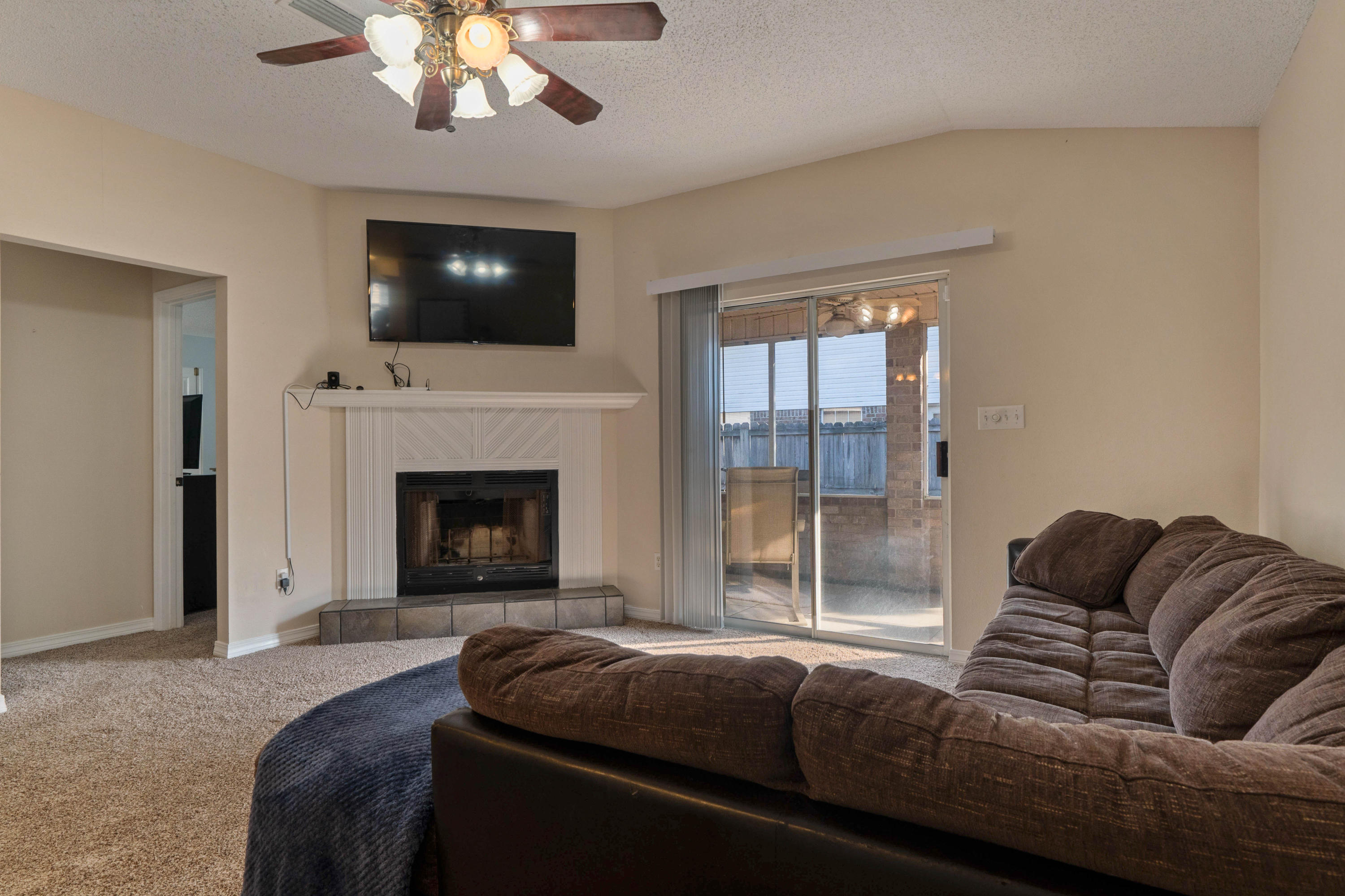 IVALEA GARDENS - Residential