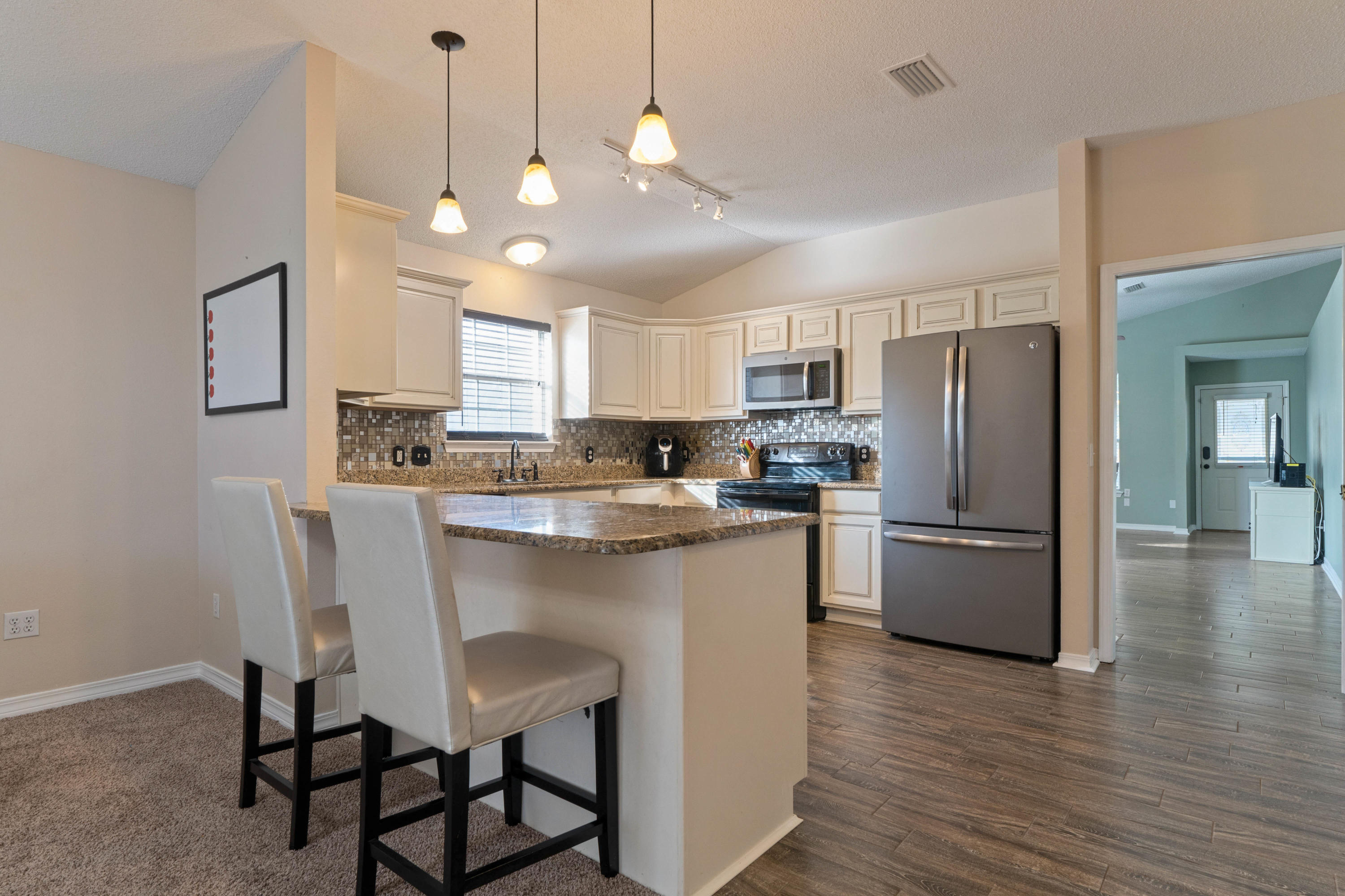 IVALEA GARDENS - Residential