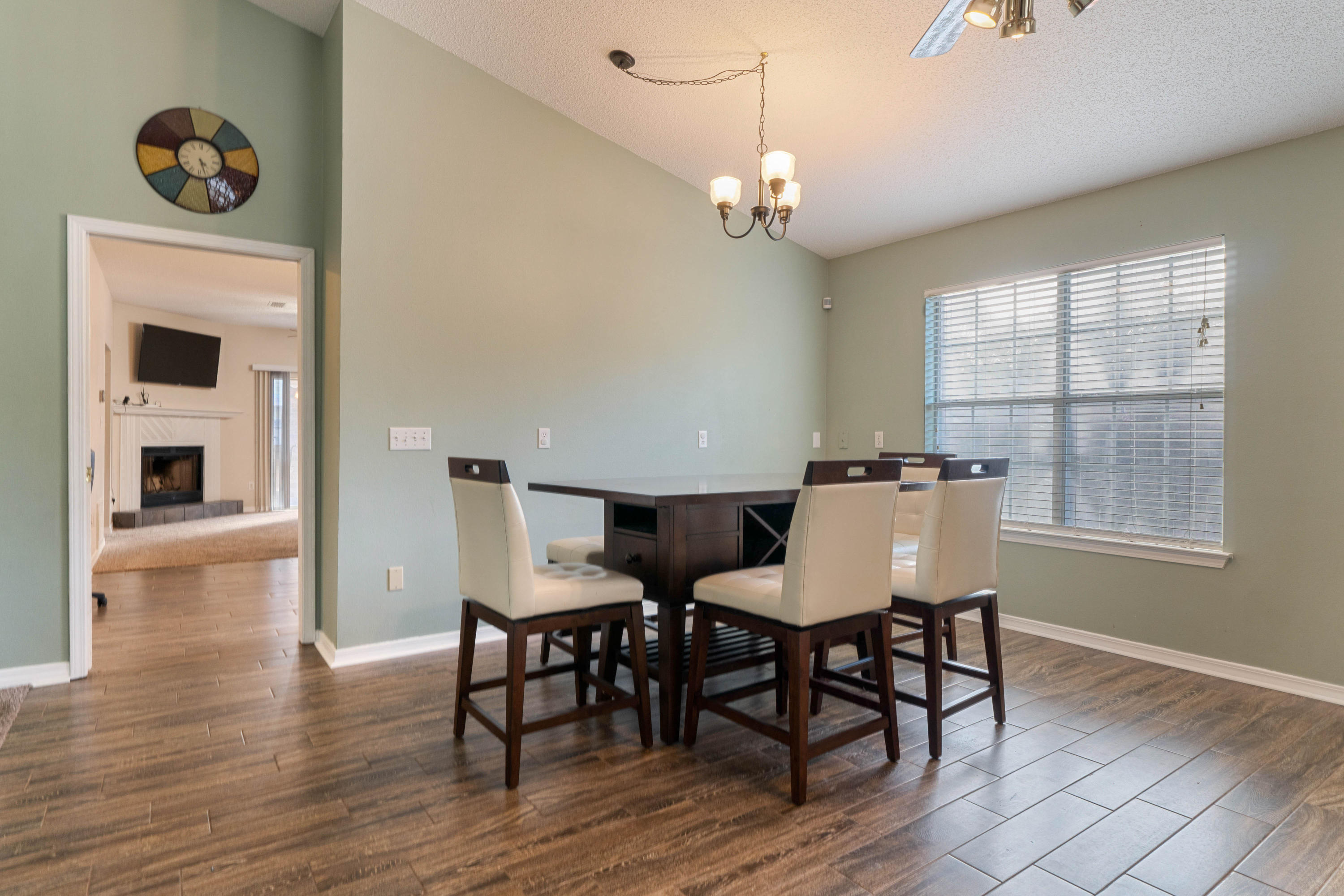 IVALEA GARDENS - Residential