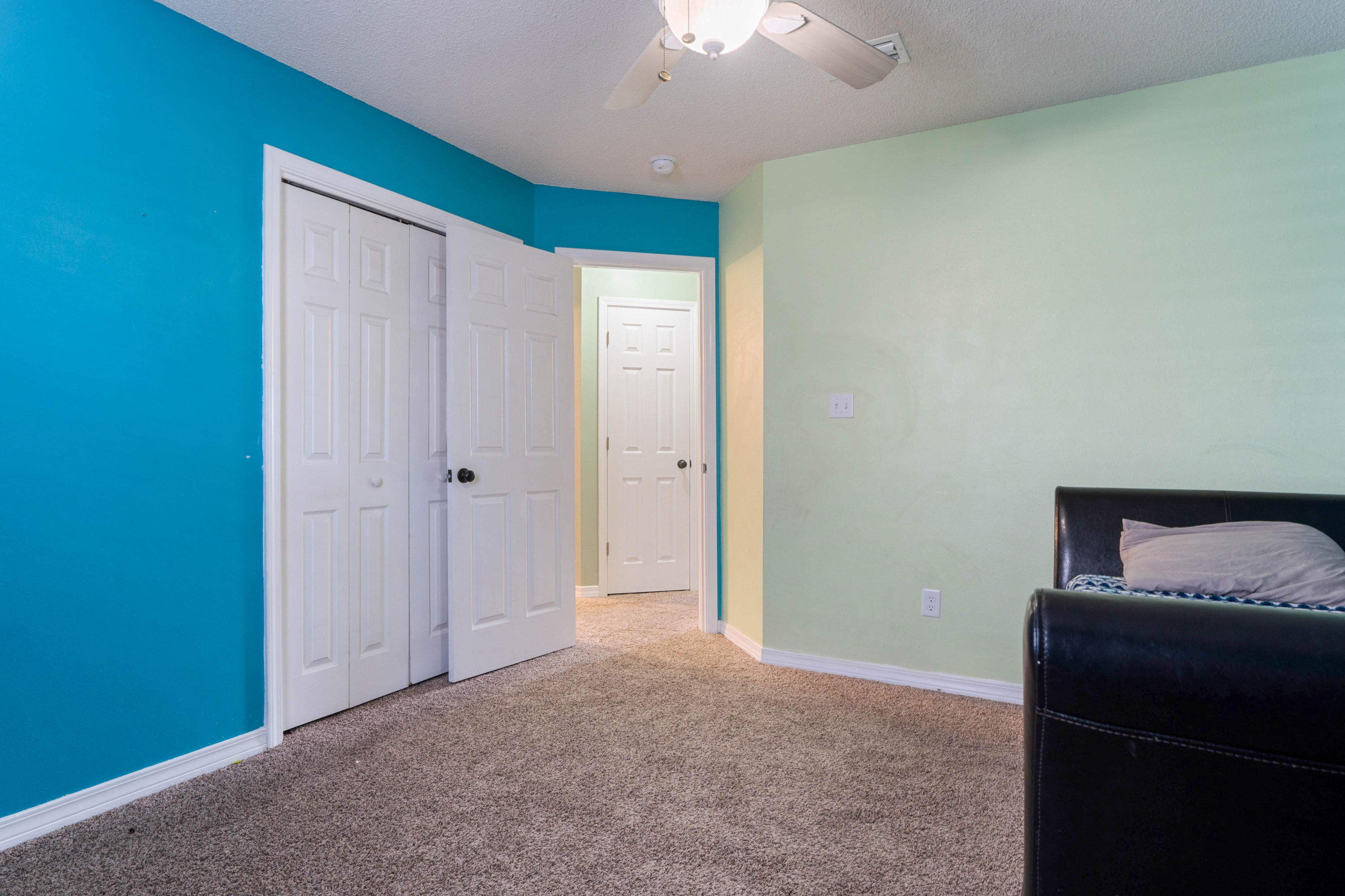 IVALEA GARDENS - Residential