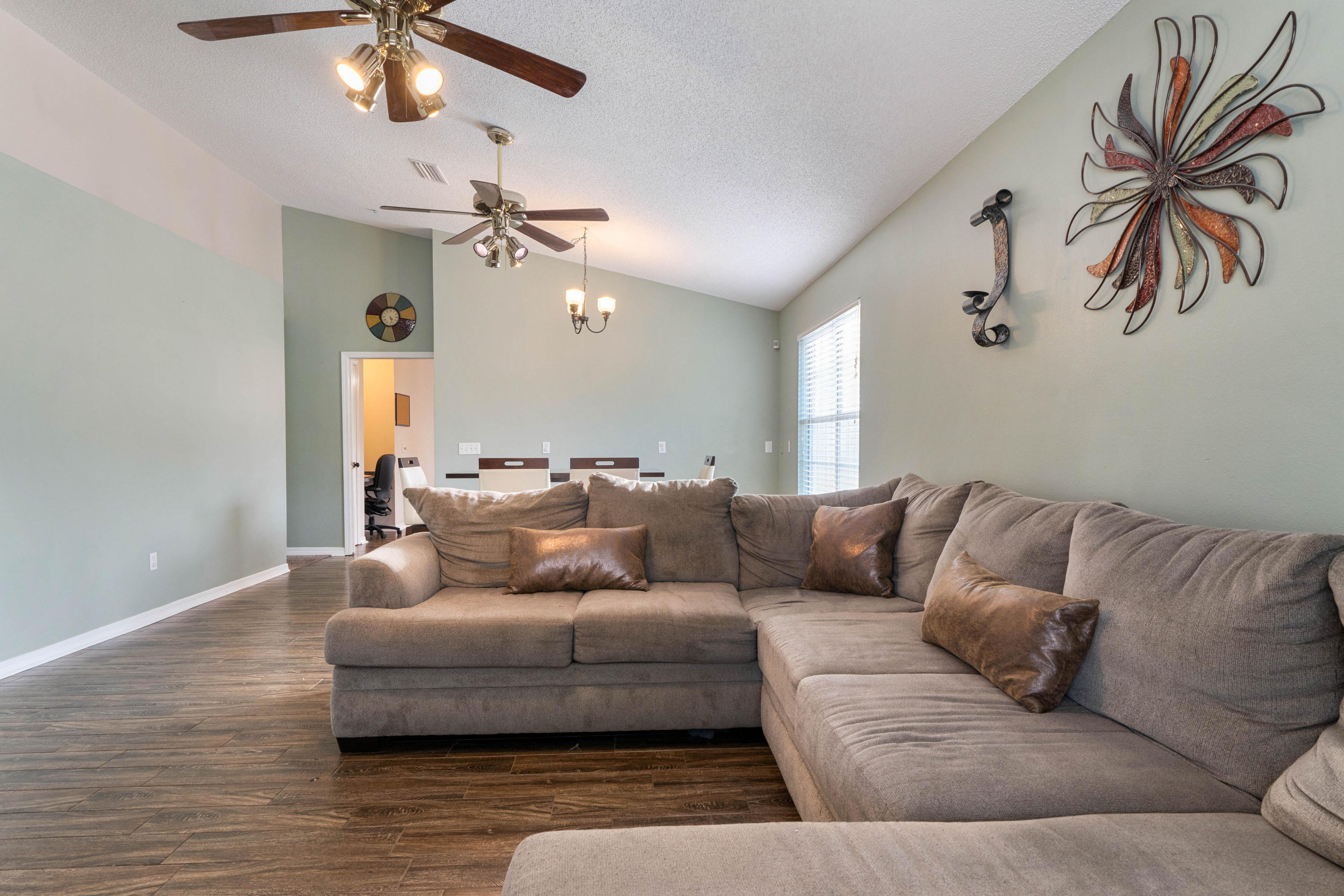 IVALEA GARDENS - Residential