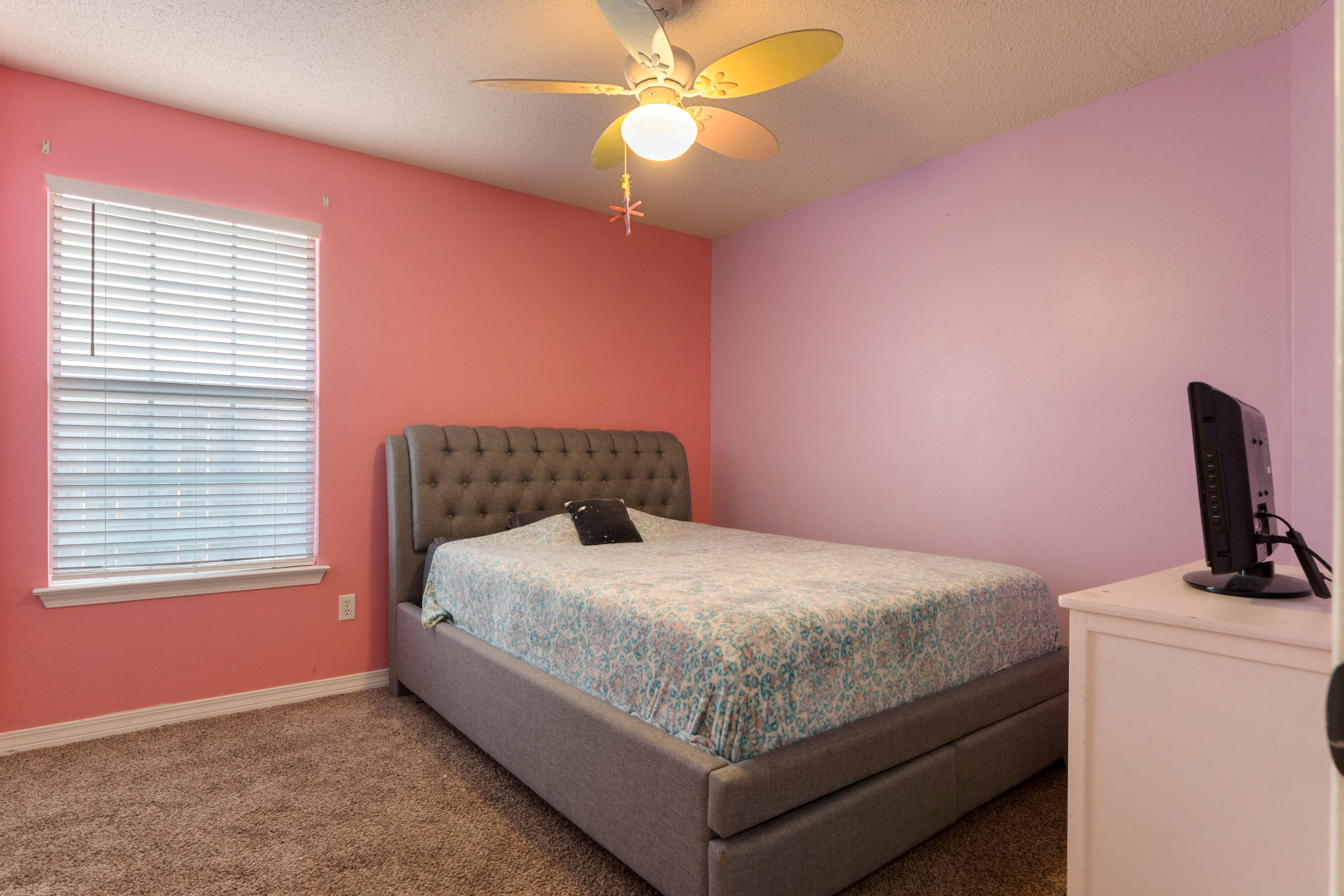 IVALEA GARDENS - Residential