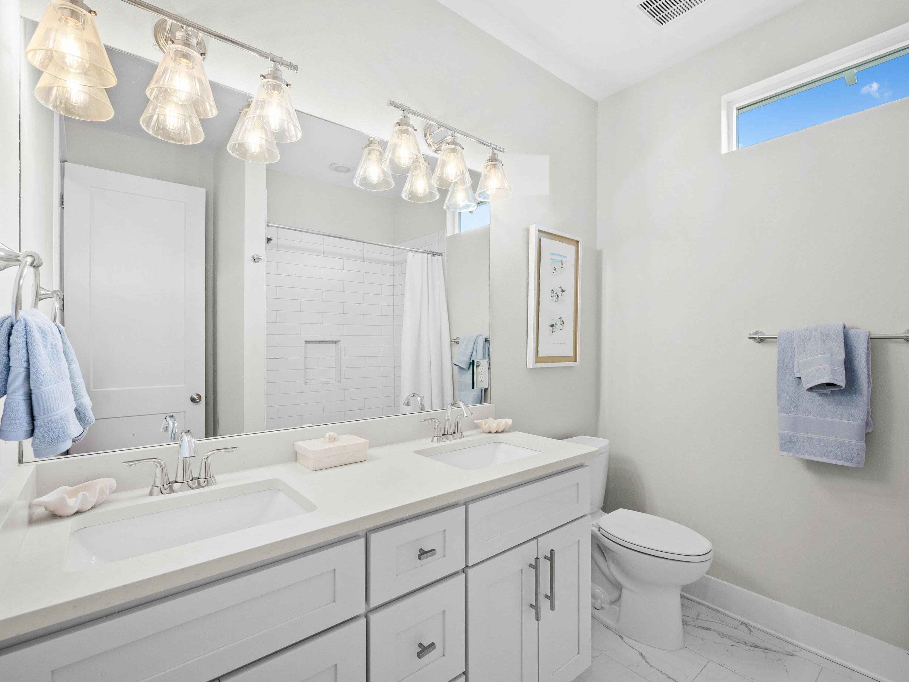 LIGHTHOUSE POINTE - Residential Lease