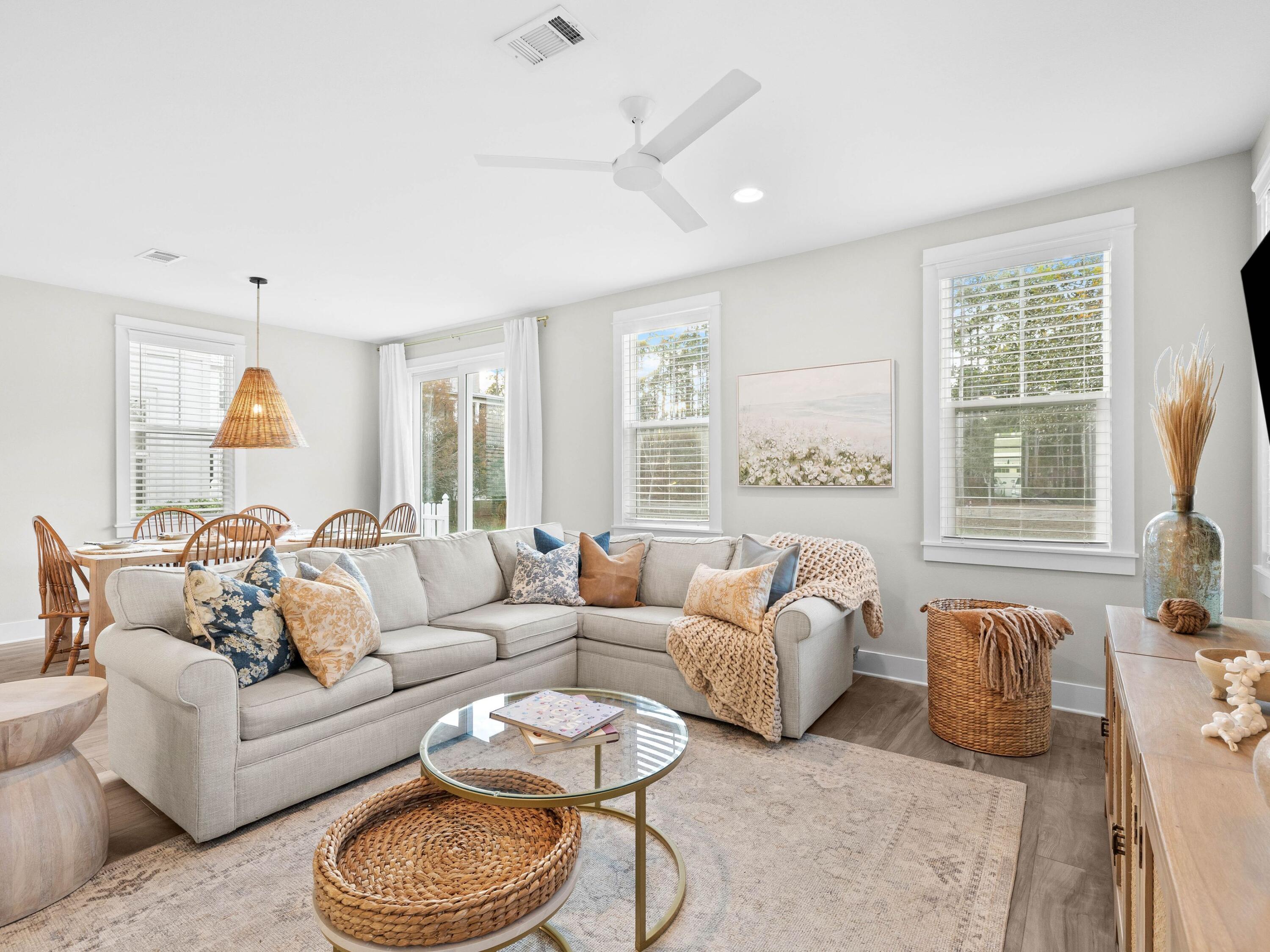 LIGHTHOUSE POINTE - Residential Lease