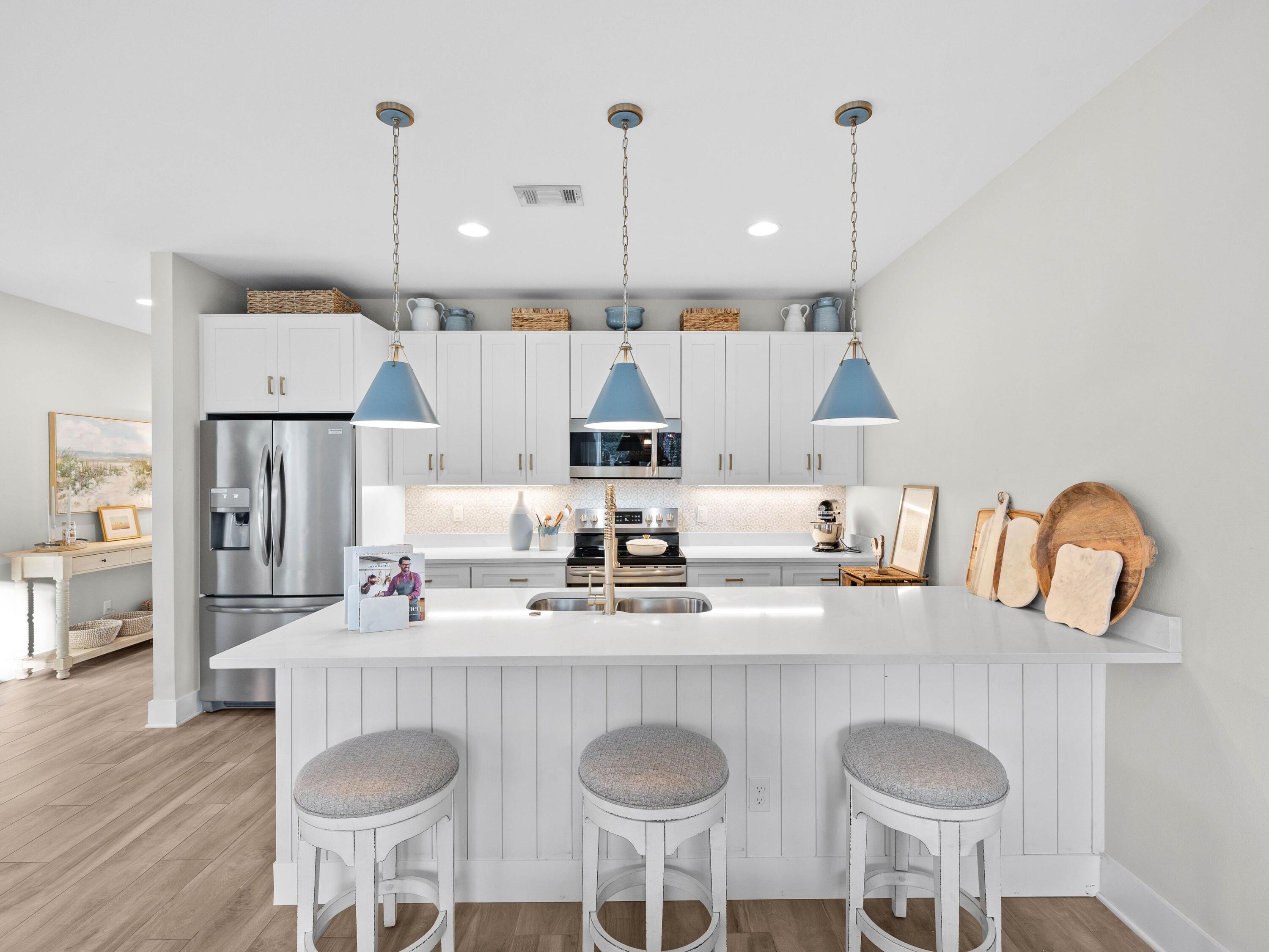 LIGHTHOUSE POINTE - Residential Lease