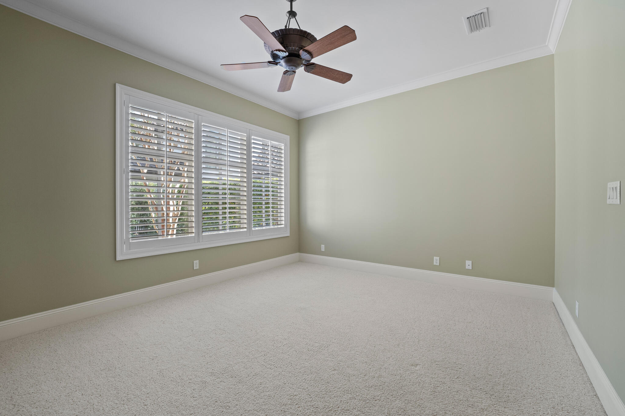 BURNT PINE - Residential