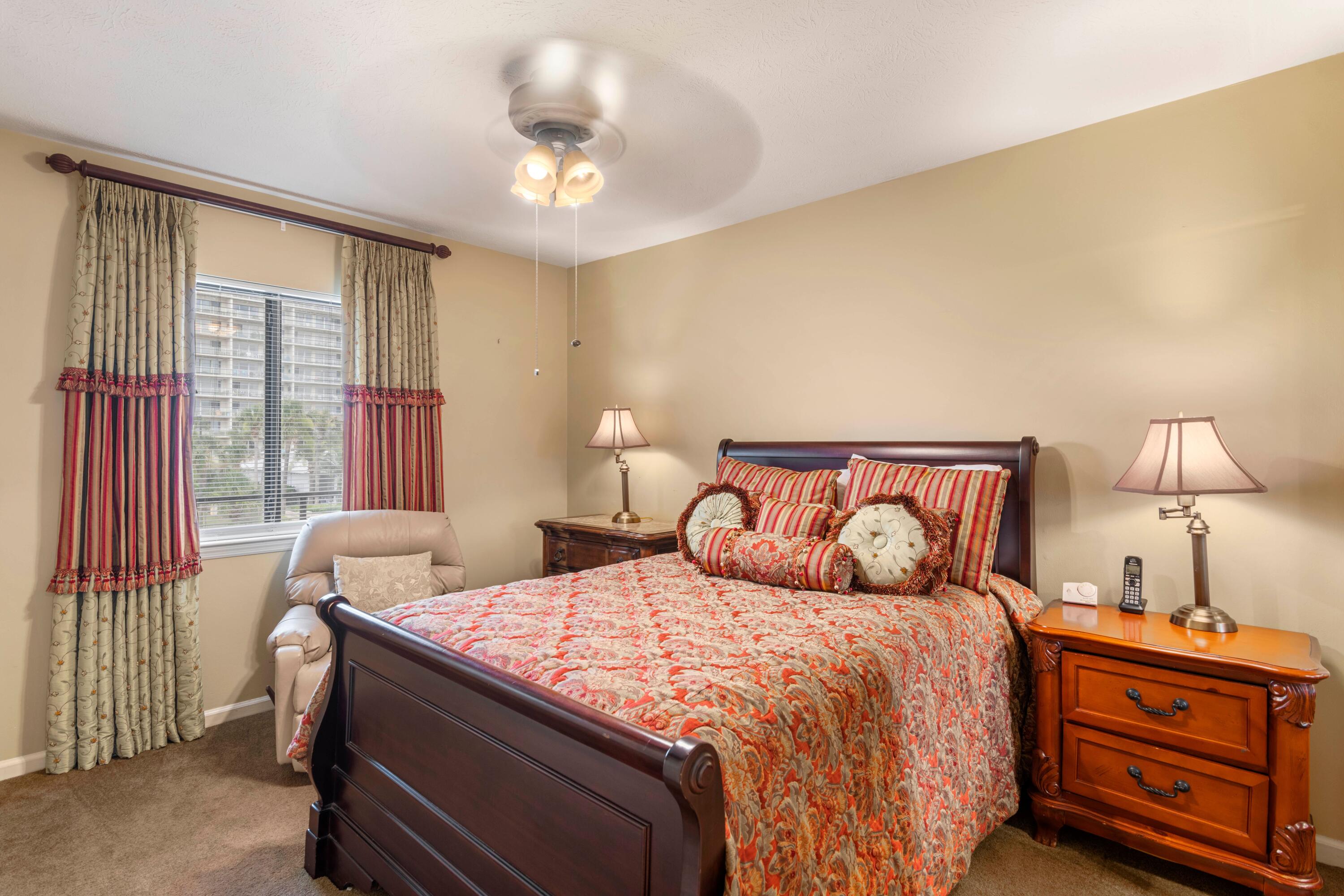 SEAFARER CONDO - Residential