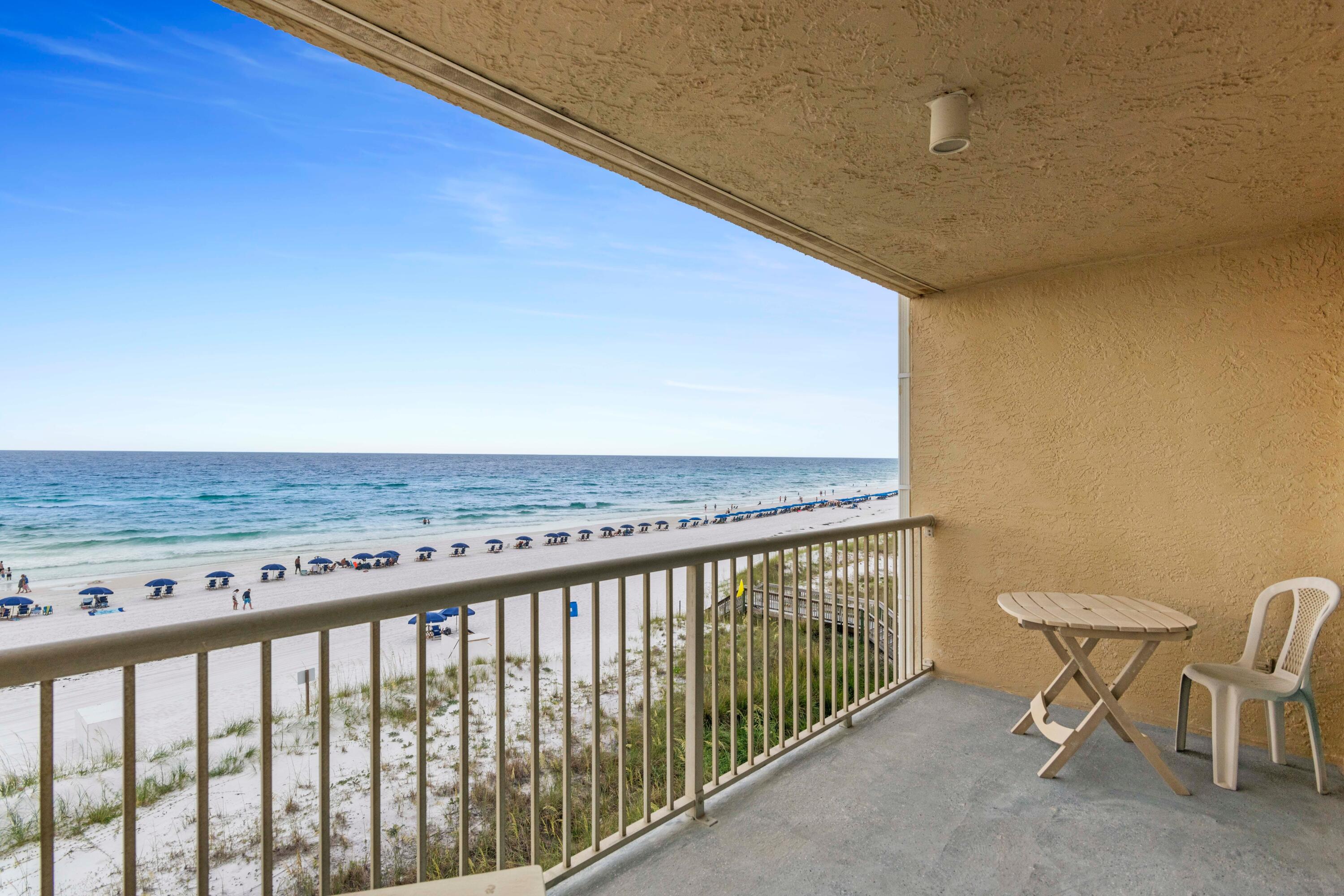 SEAFARER CONDO - Residential