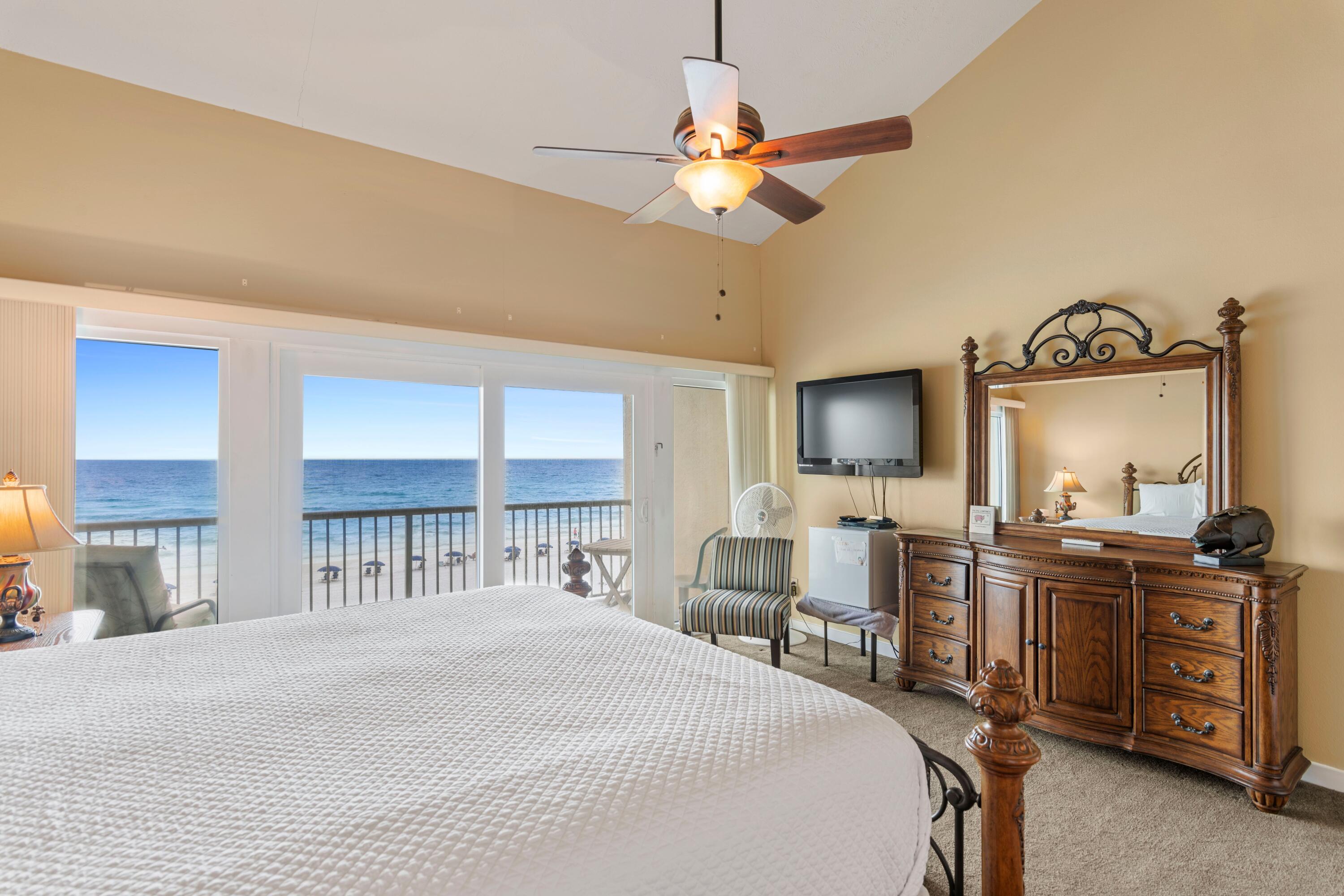 SEAFARER CONDO - Residential