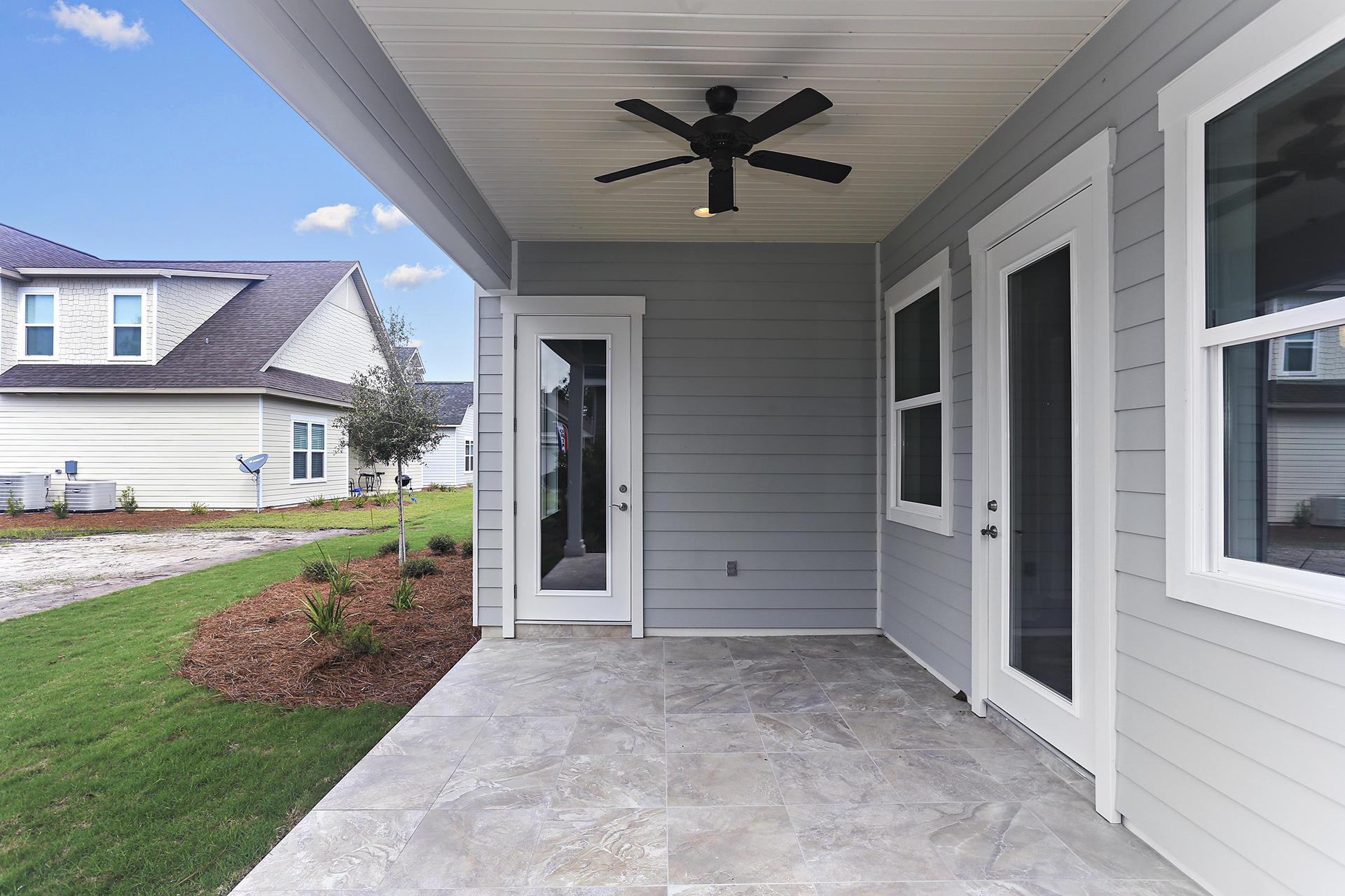 PARADISE COVE - Residential