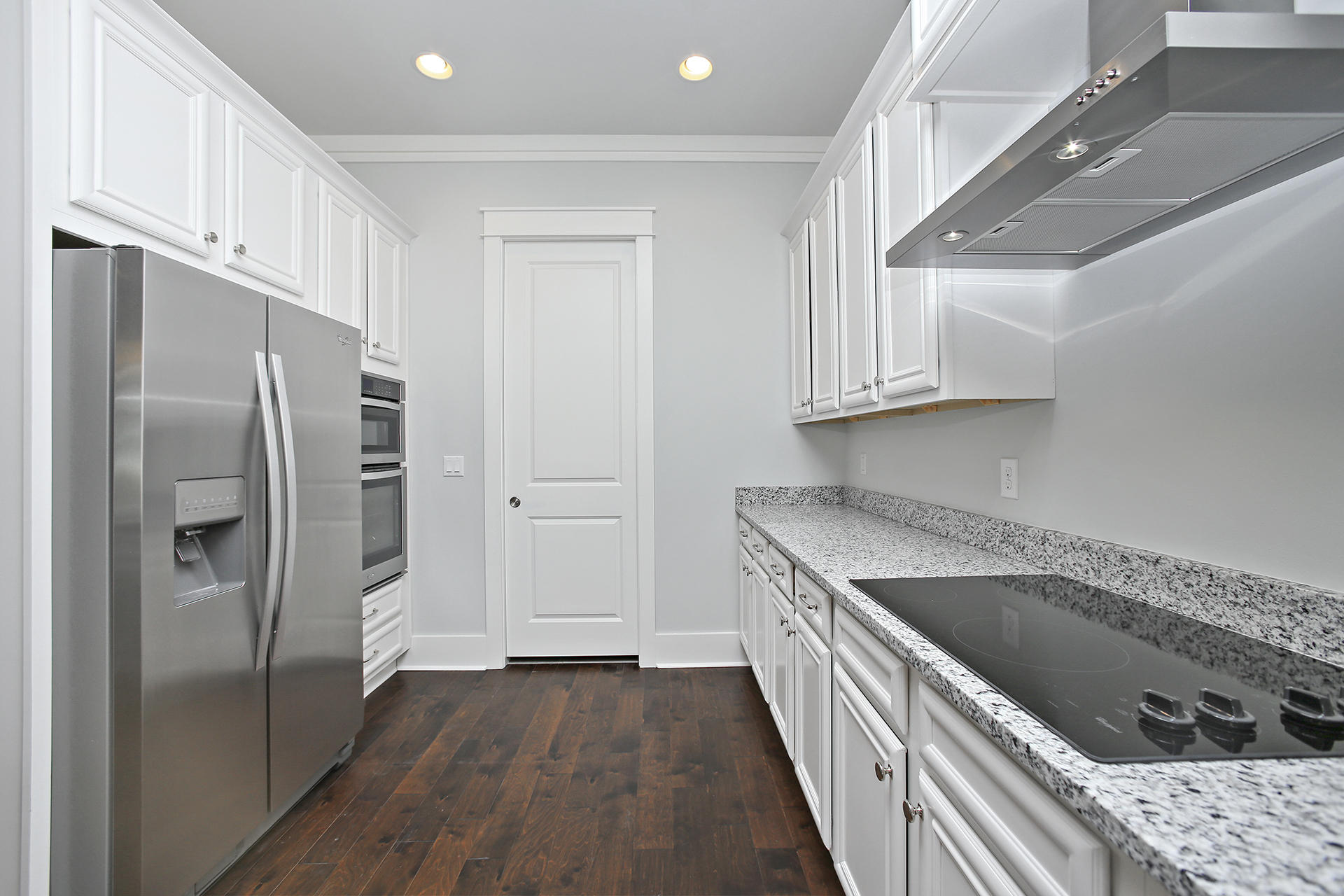 PARADISE COVE - Residential