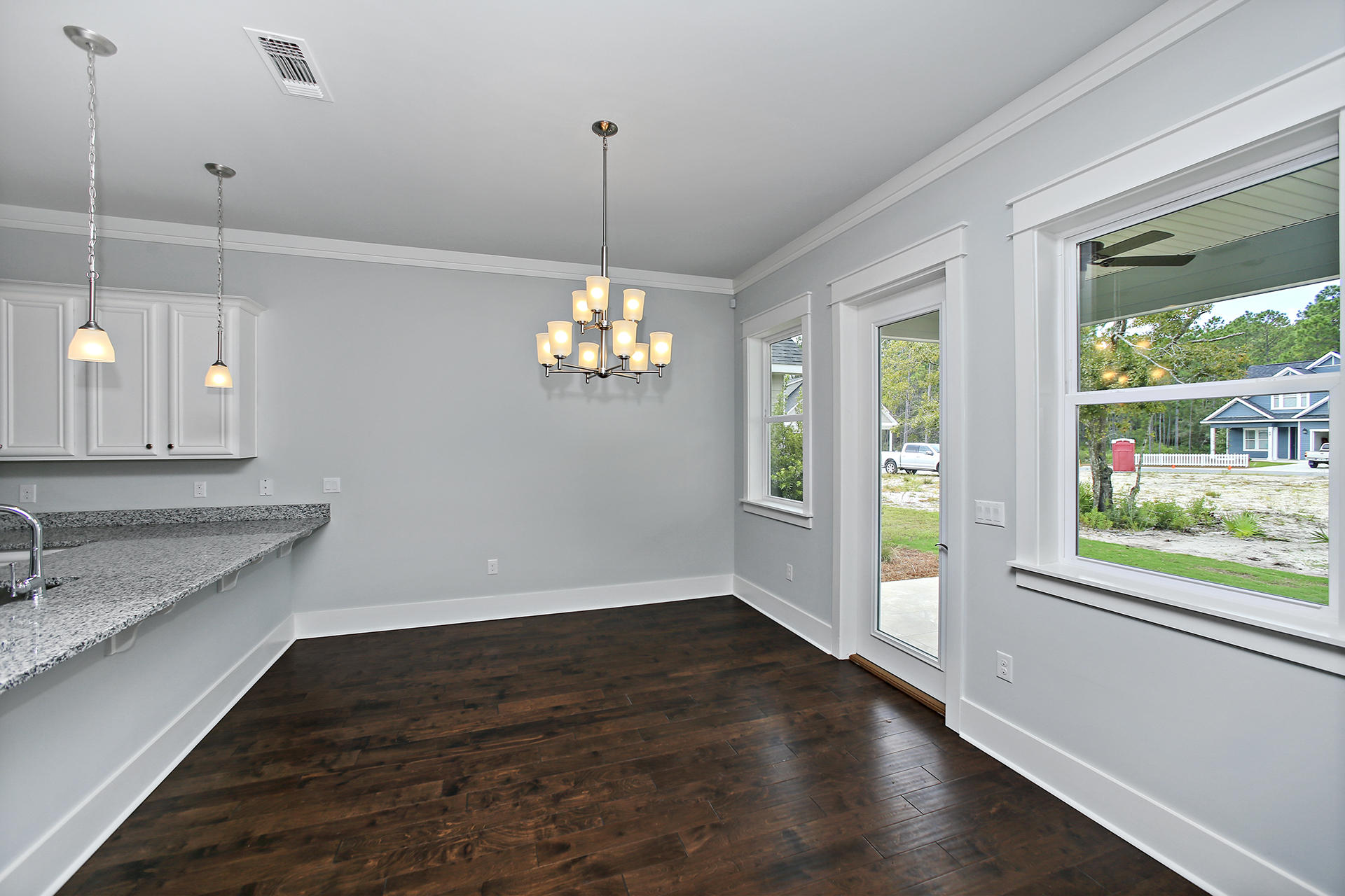 PARADISE COVE - Residential