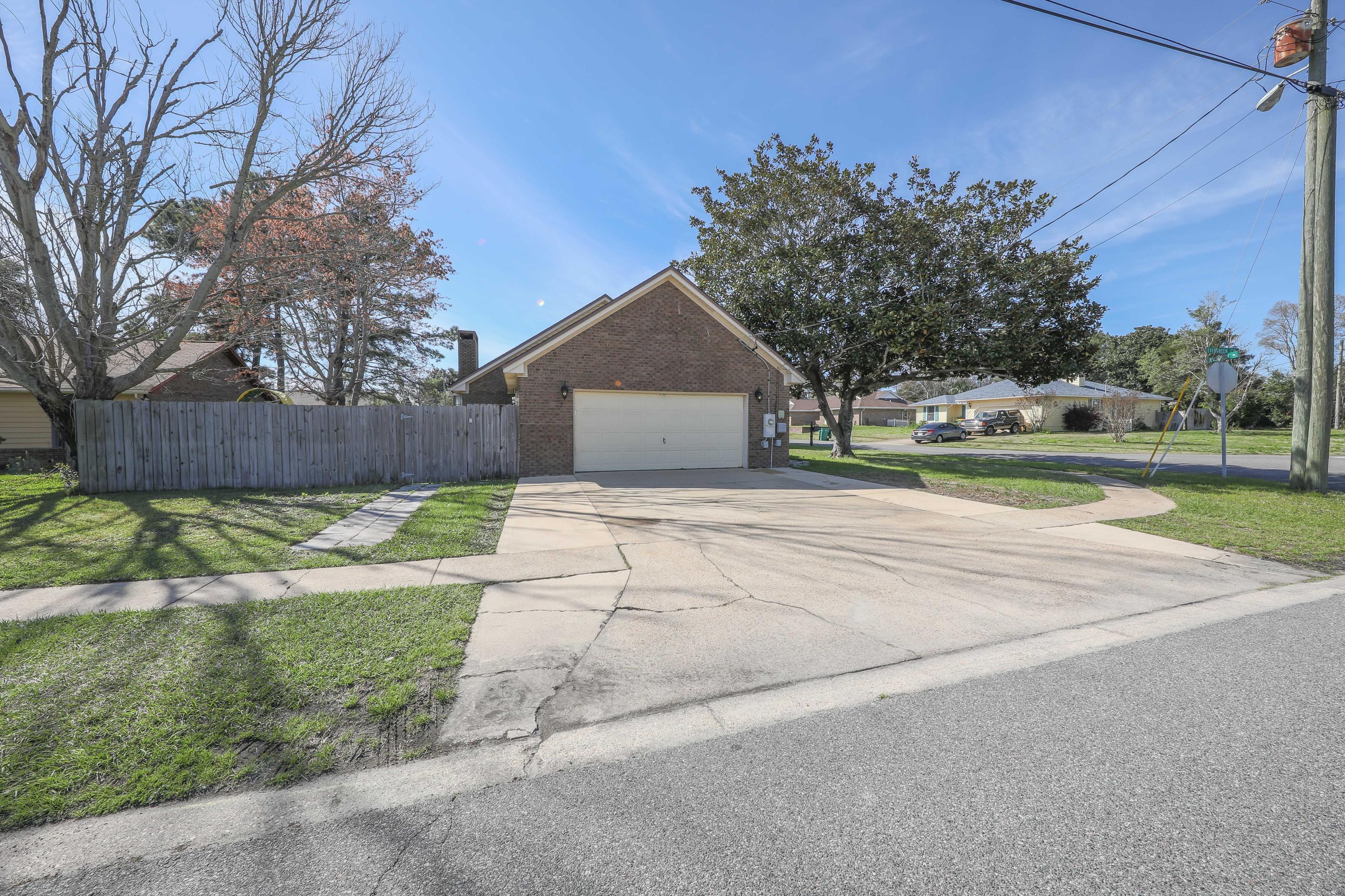 GULF MANOR S/D - Residential