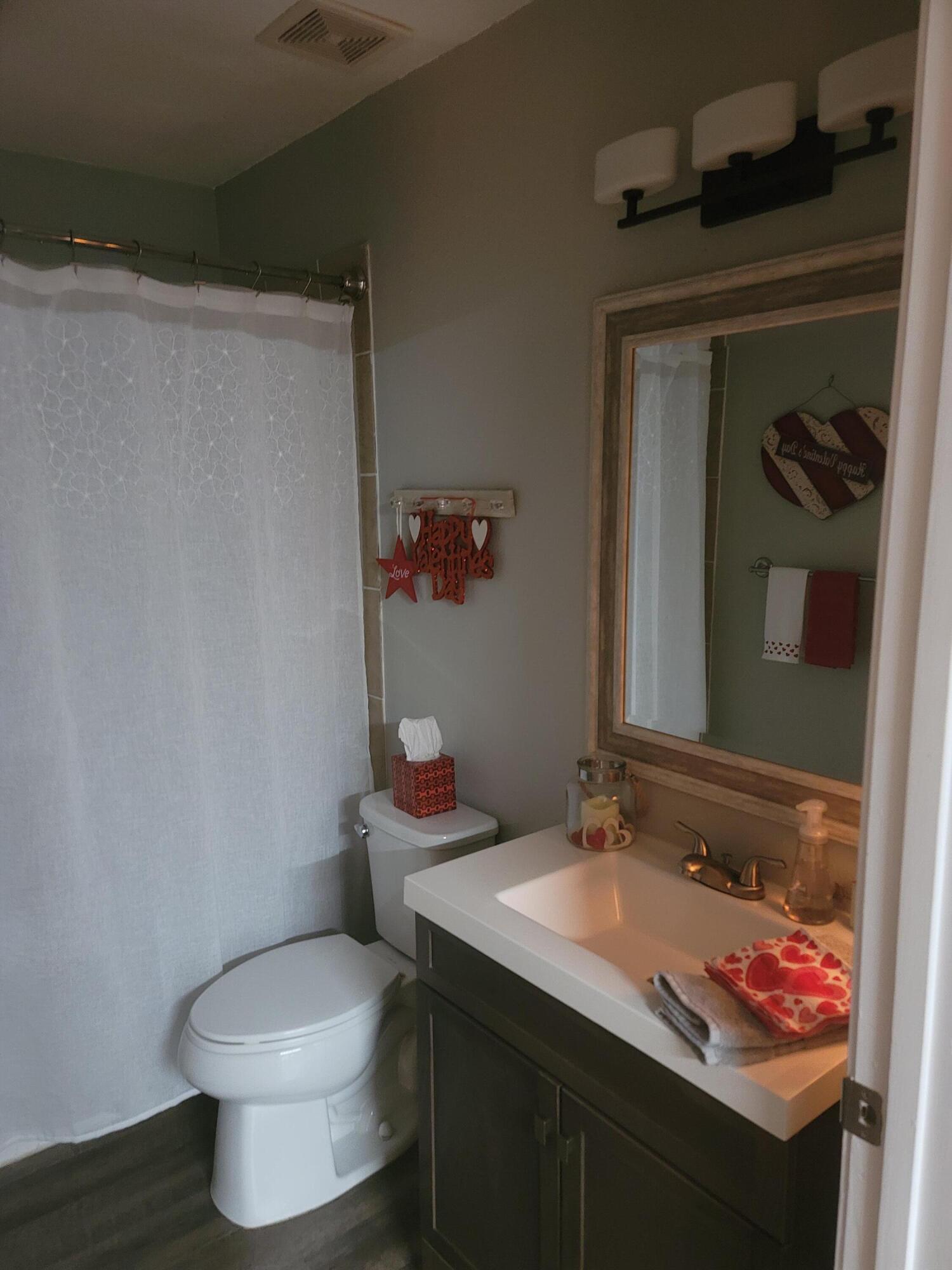 Navarre 1st Addition - Residential