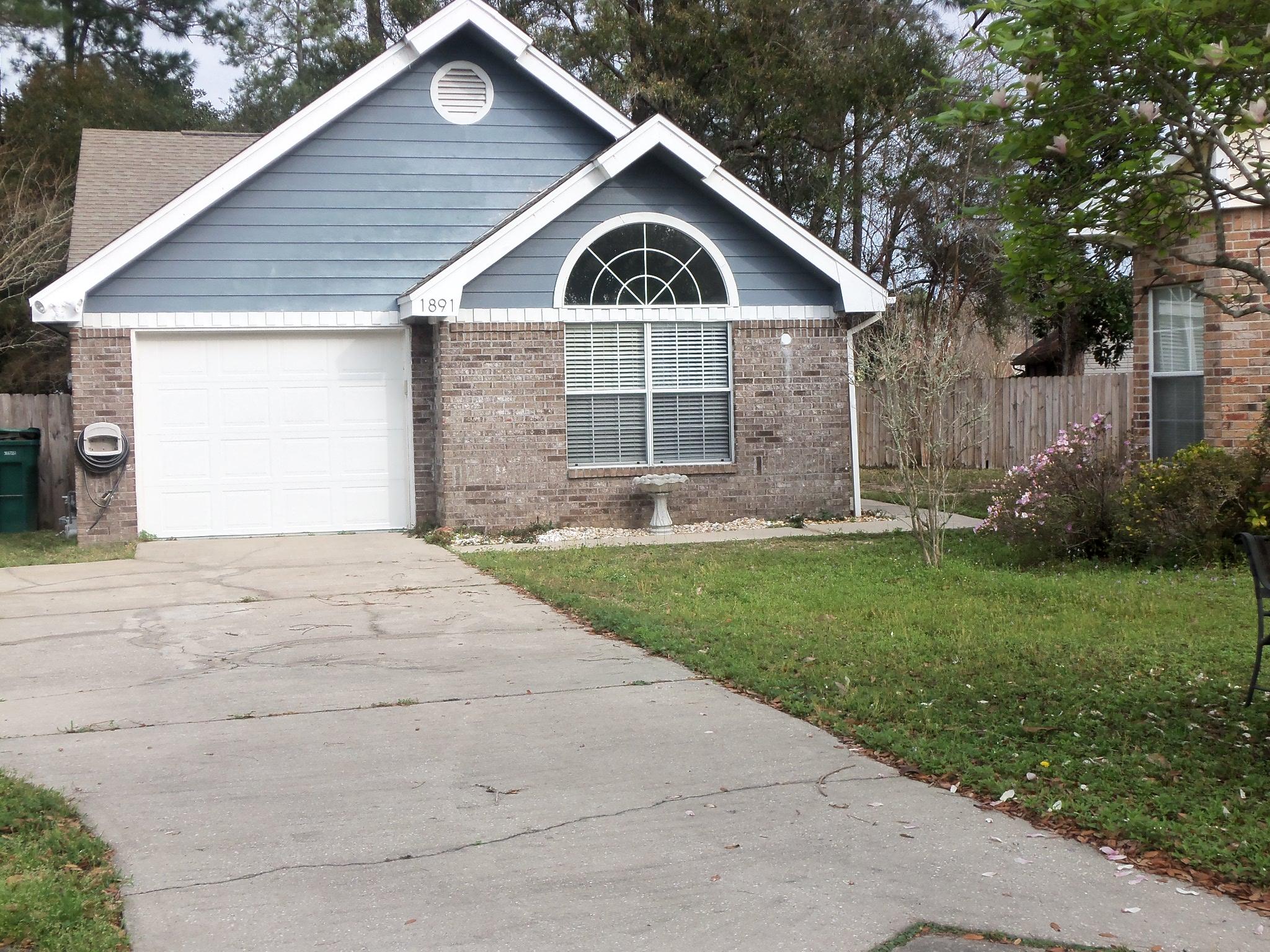 An adorable house snuggles away on a cul-de-sac! This home has no carpet!! All tile and wood laminate throughout. Split bedroom, ceiling fans in all rooms, privacy fenced back yard with additional storage shed. Sorry no pets allowed.  All Coastal Realty Services residents are enrolled in the Resident Benefits Package (RBP) which includes renters insurance, HVAC air filter delivery (for applicable properties) and our best-in-class resident rewards program, and much more! More details upon application.  Visit our website to schedule a showing: coastalrealtyservices.com