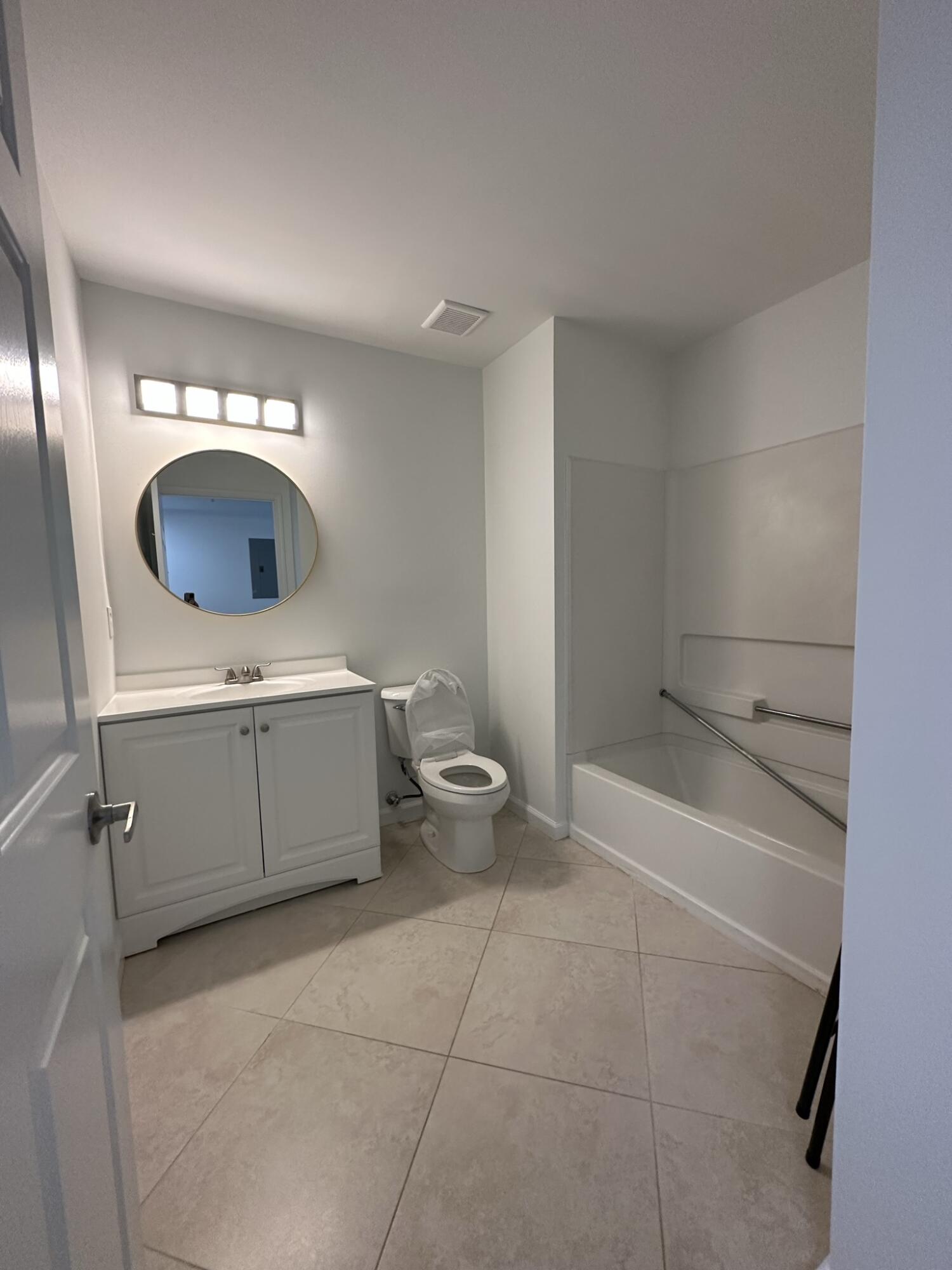 INDIAN LAKE - Residential