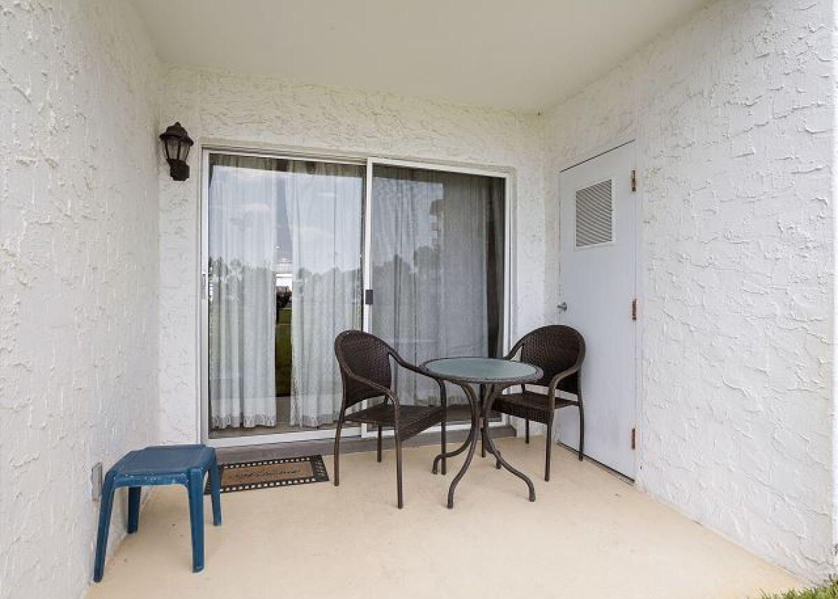 EL MATADOR CONDO - Residential