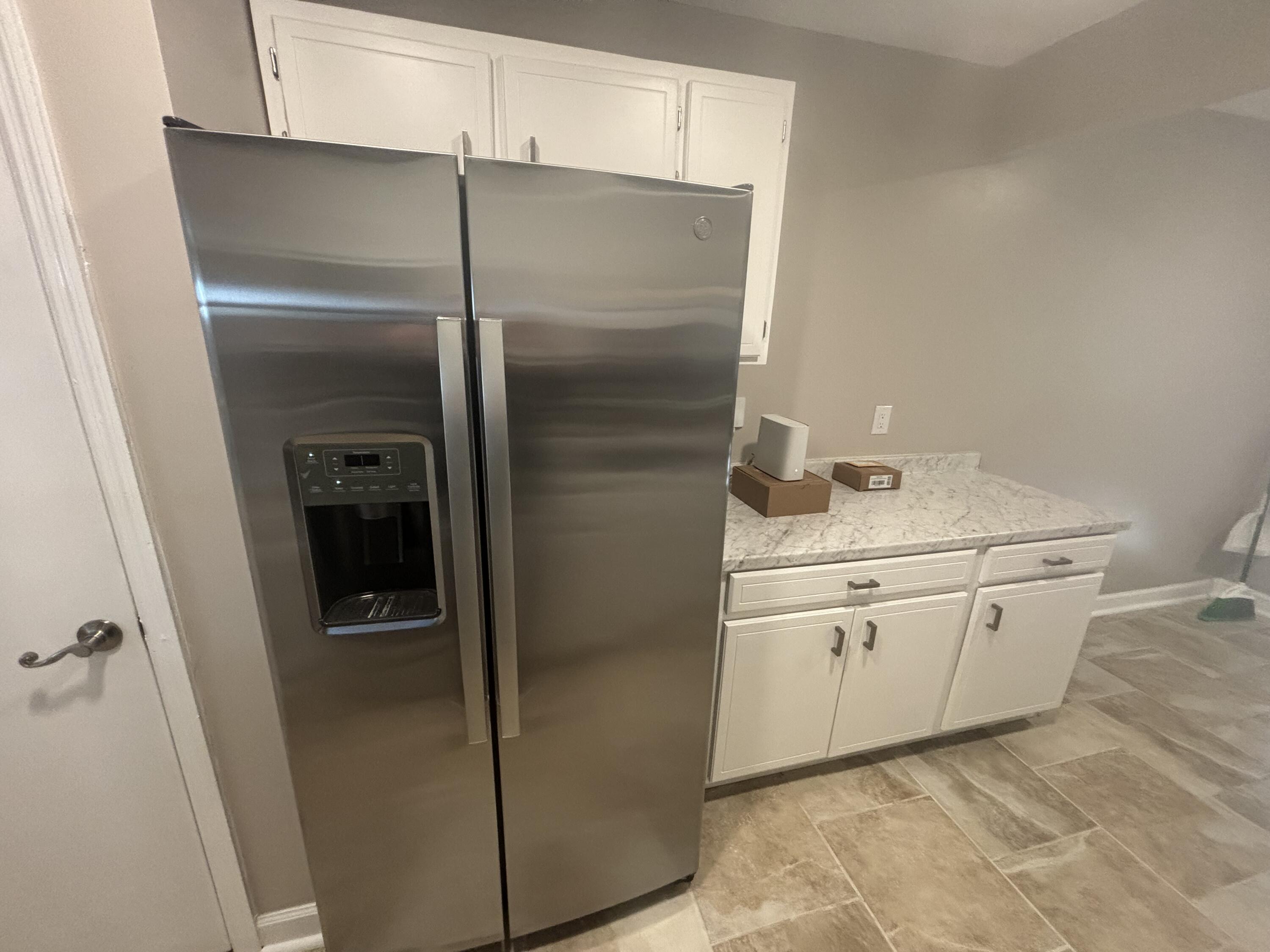 LIVE OAK MANORS - Residential Lease