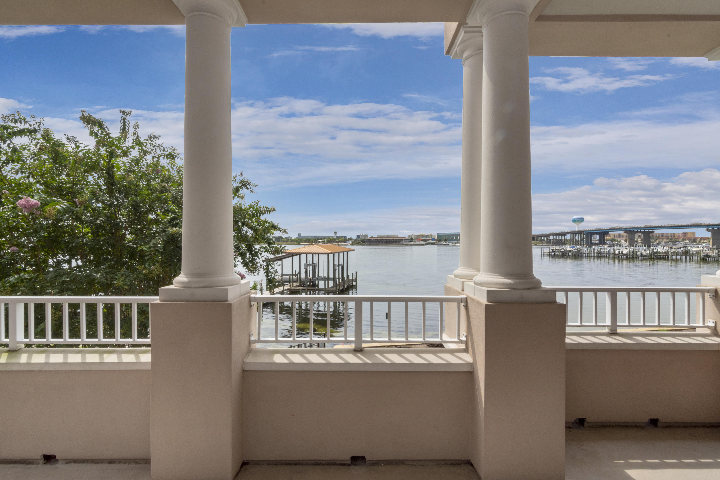 VILLA DI MARE - Residential