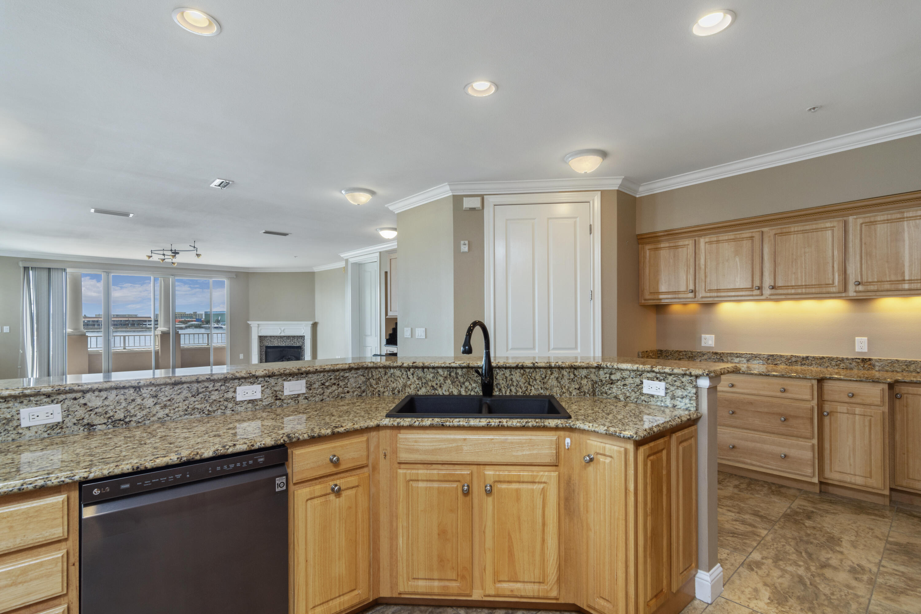 VILLA DI MARE - Residential