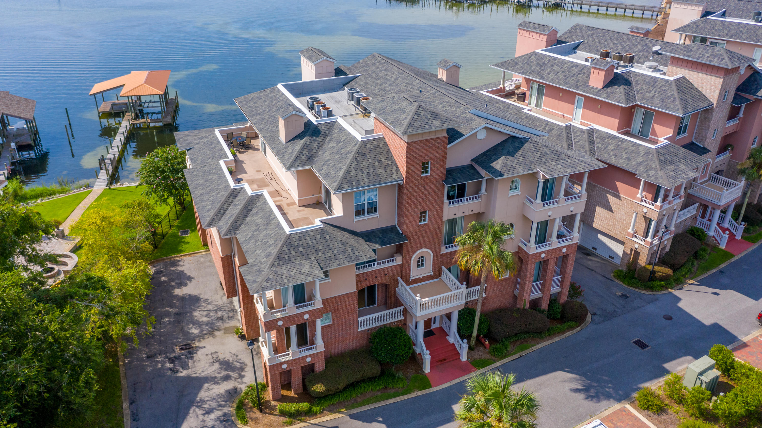 VILLA DI MARE - Residential