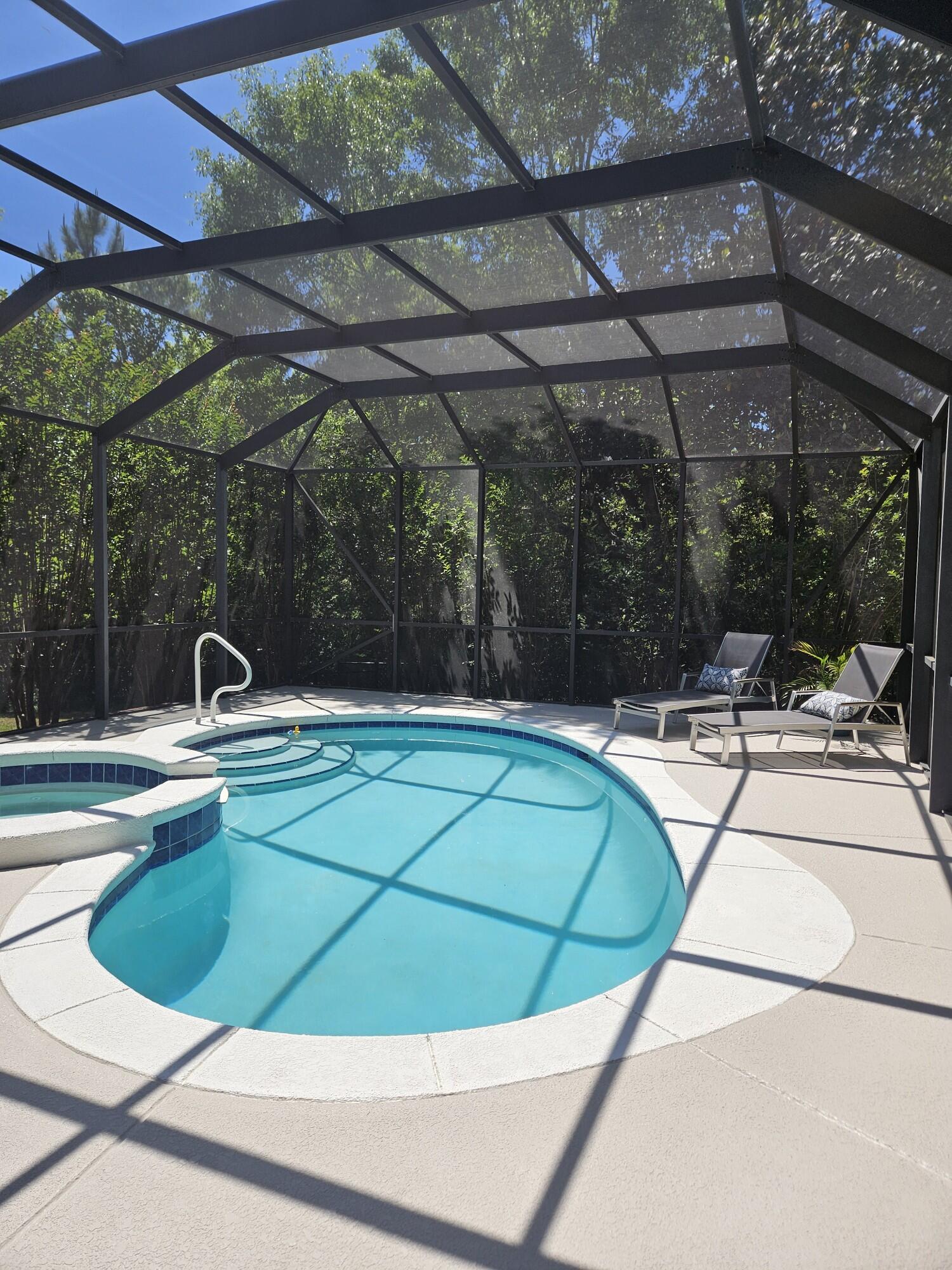 LAKE PIPPIN - Residential