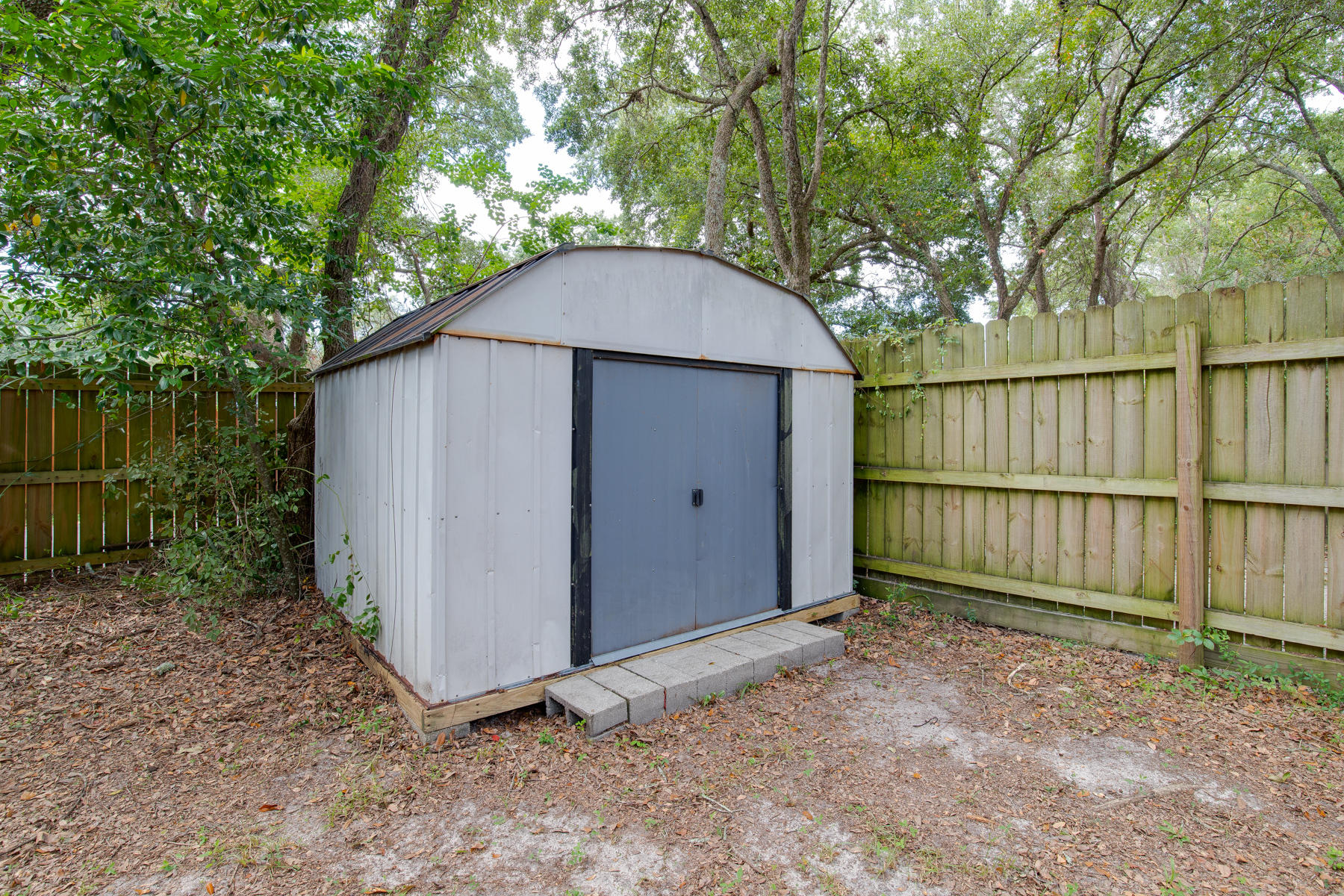 TWIN OAKS - Residential