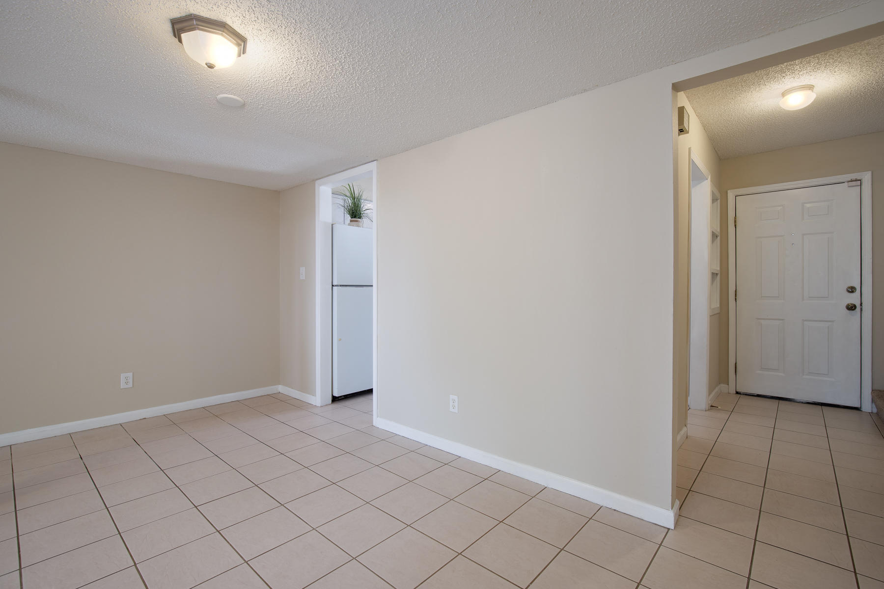 TWIN OAKS - Residential