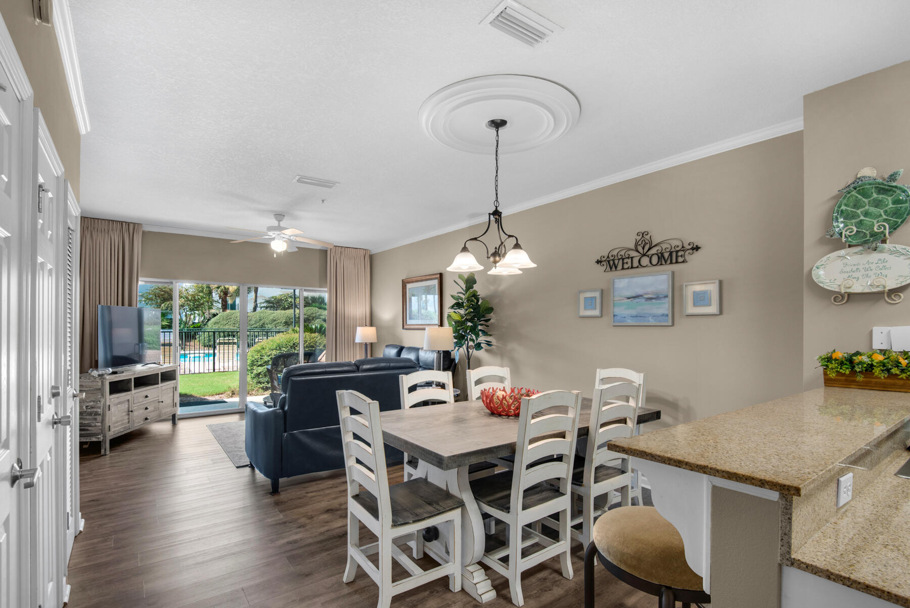 EMERALD WATERS - Residential