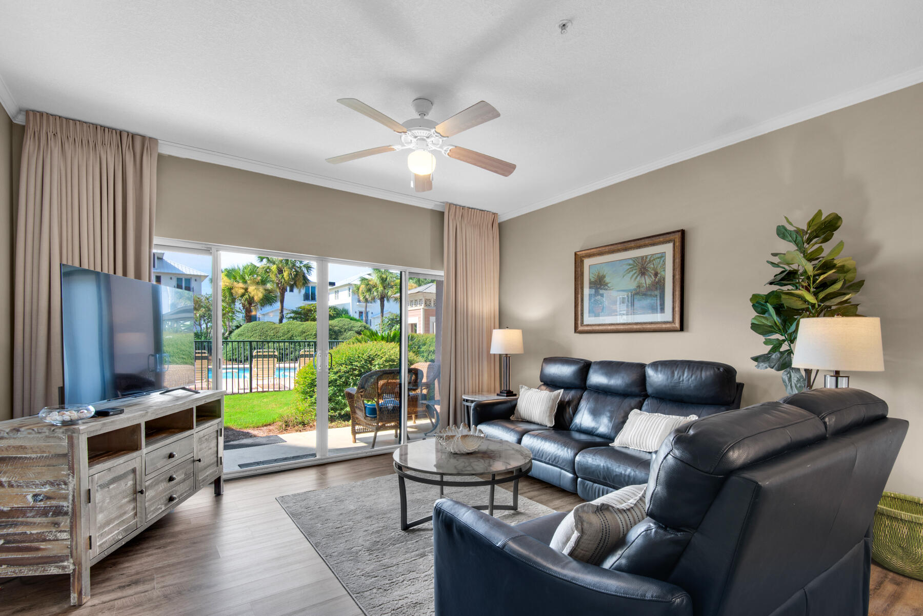 EMERALD WATERS - Residential