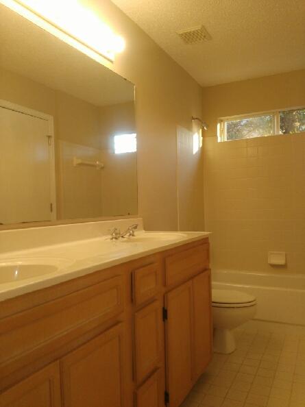 HOLLYROD PARK - Residential