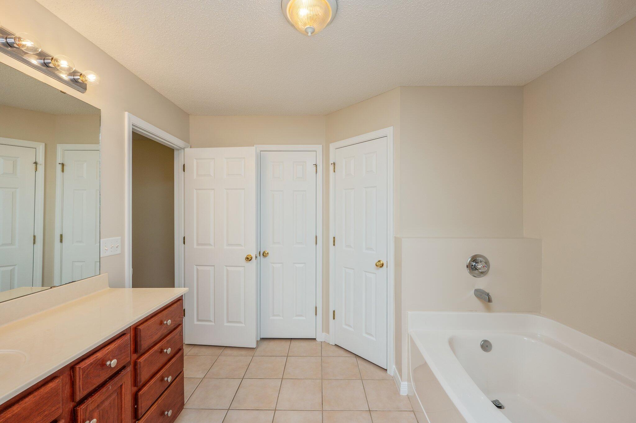 OLD BETHEL ESTATES PH I - Residential