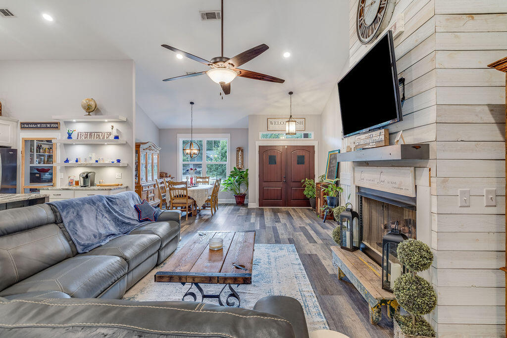 BAHIA VISTA - Residential