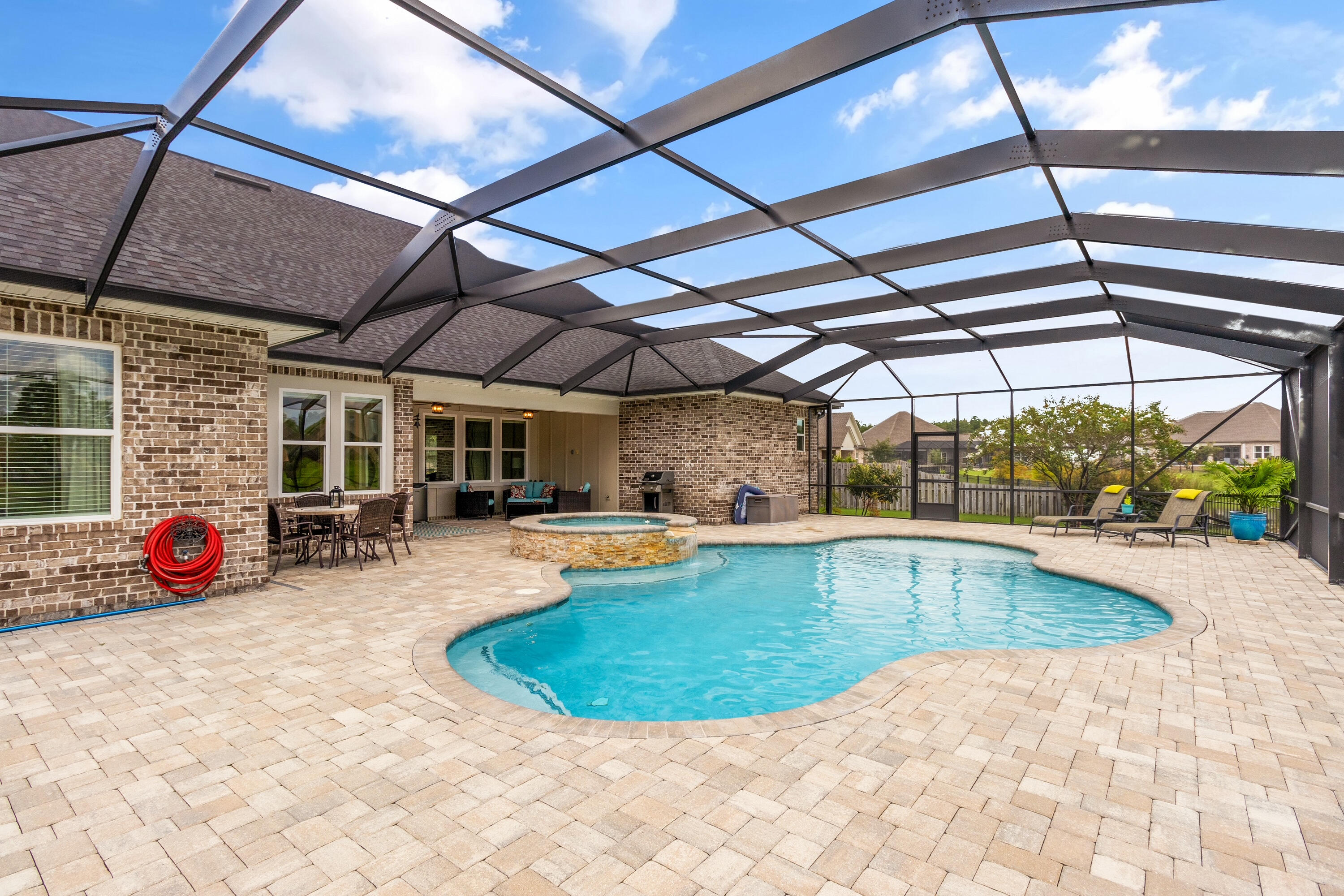 HAMMOCK BAY - Residential