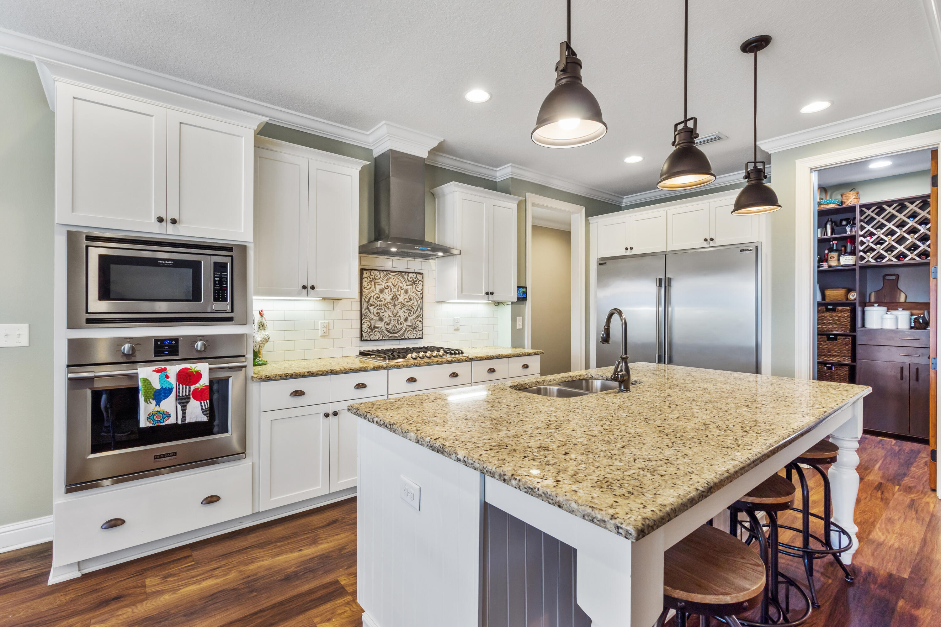 HAMMOCK BAY - Residential