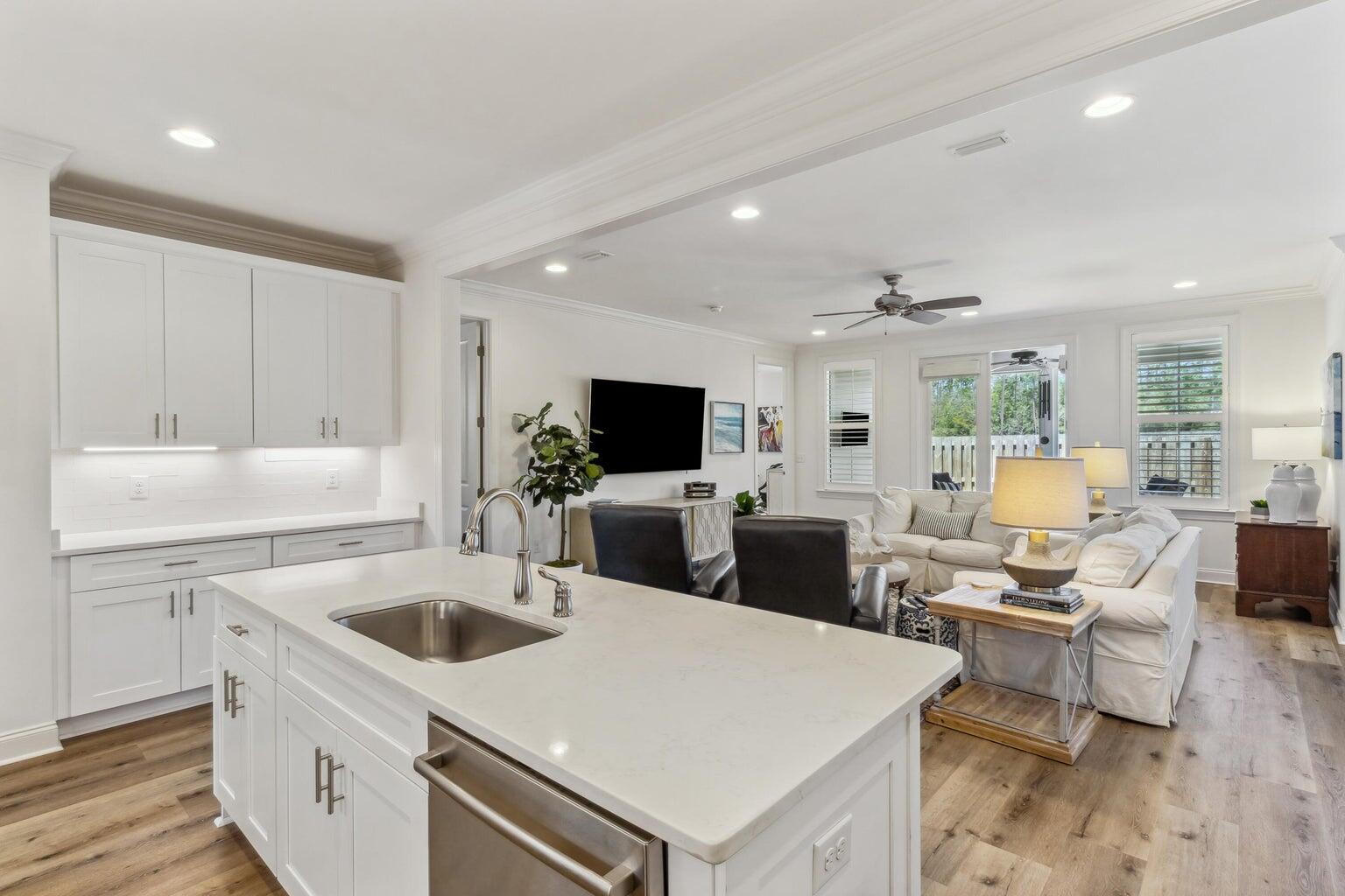 WATERSOUND ORIGINS - Residential