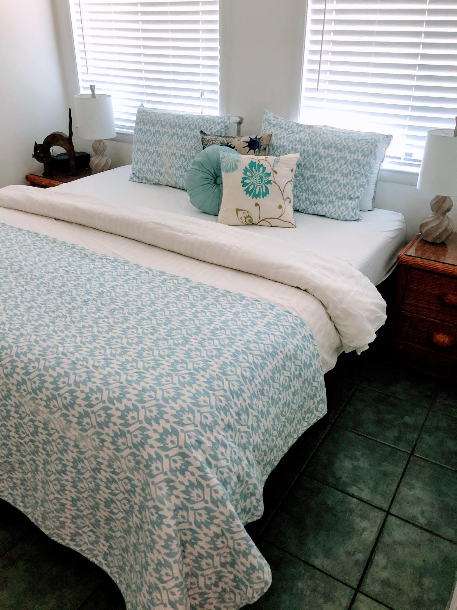 SAFE HARBOUR VILLAGE CONDO - Residential