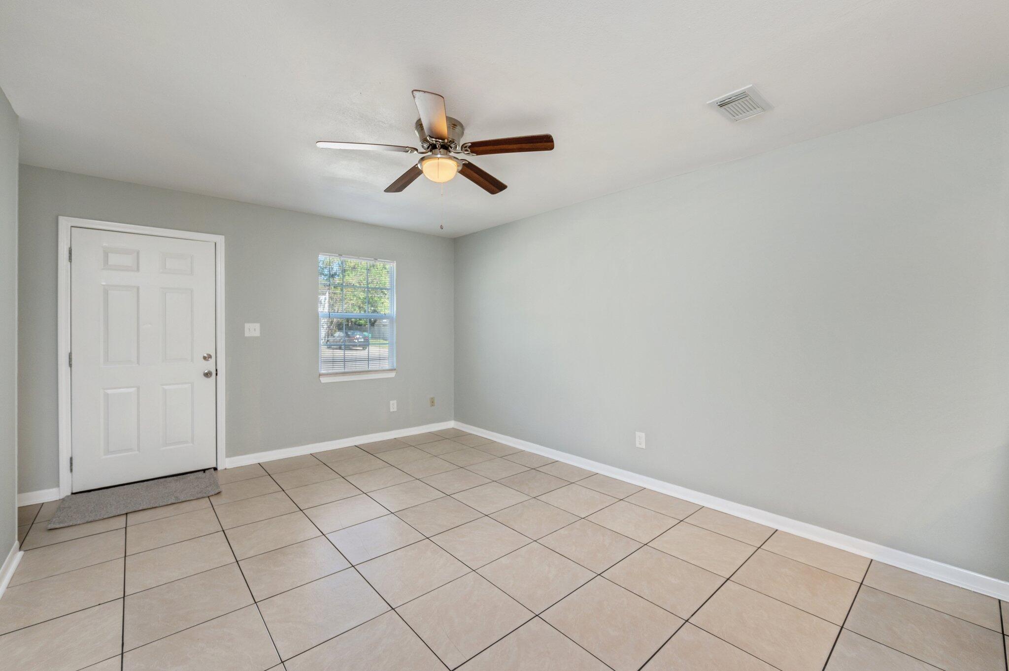 LEESA JENNIFER ACRES - Residential