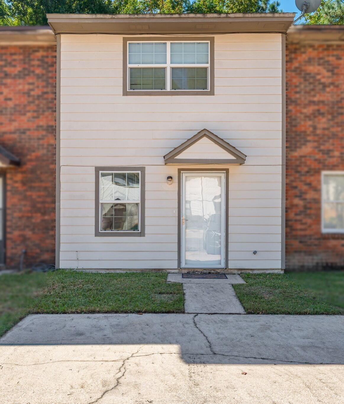 LEESA JENNIFER ACRES - Residential