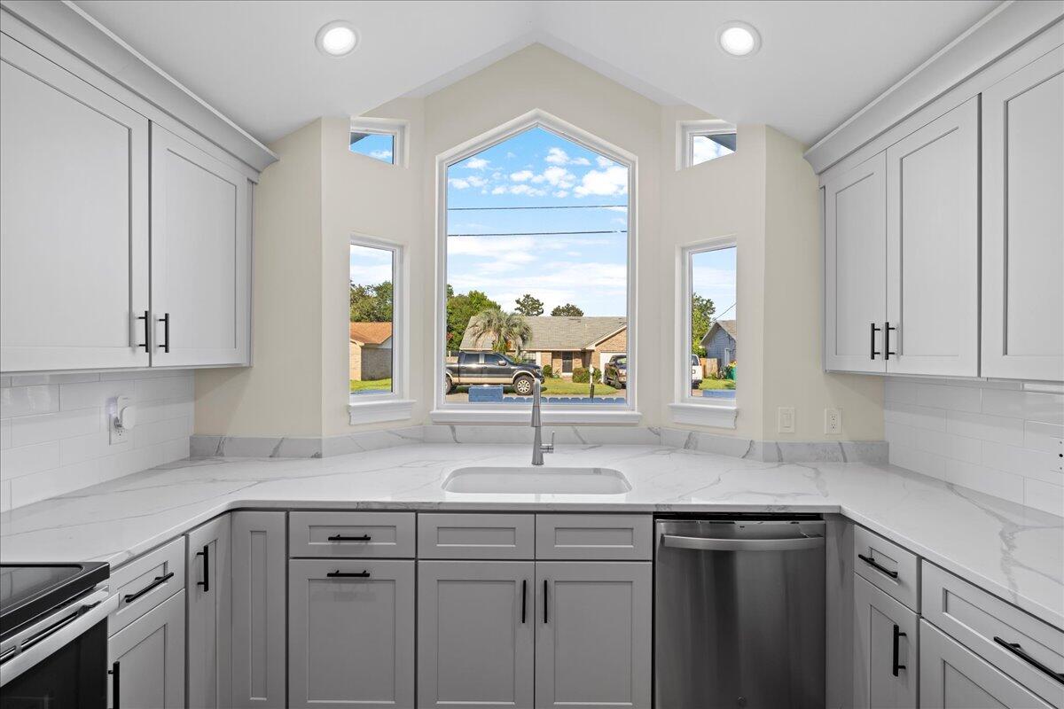 GULF MANOR S/D - Residential